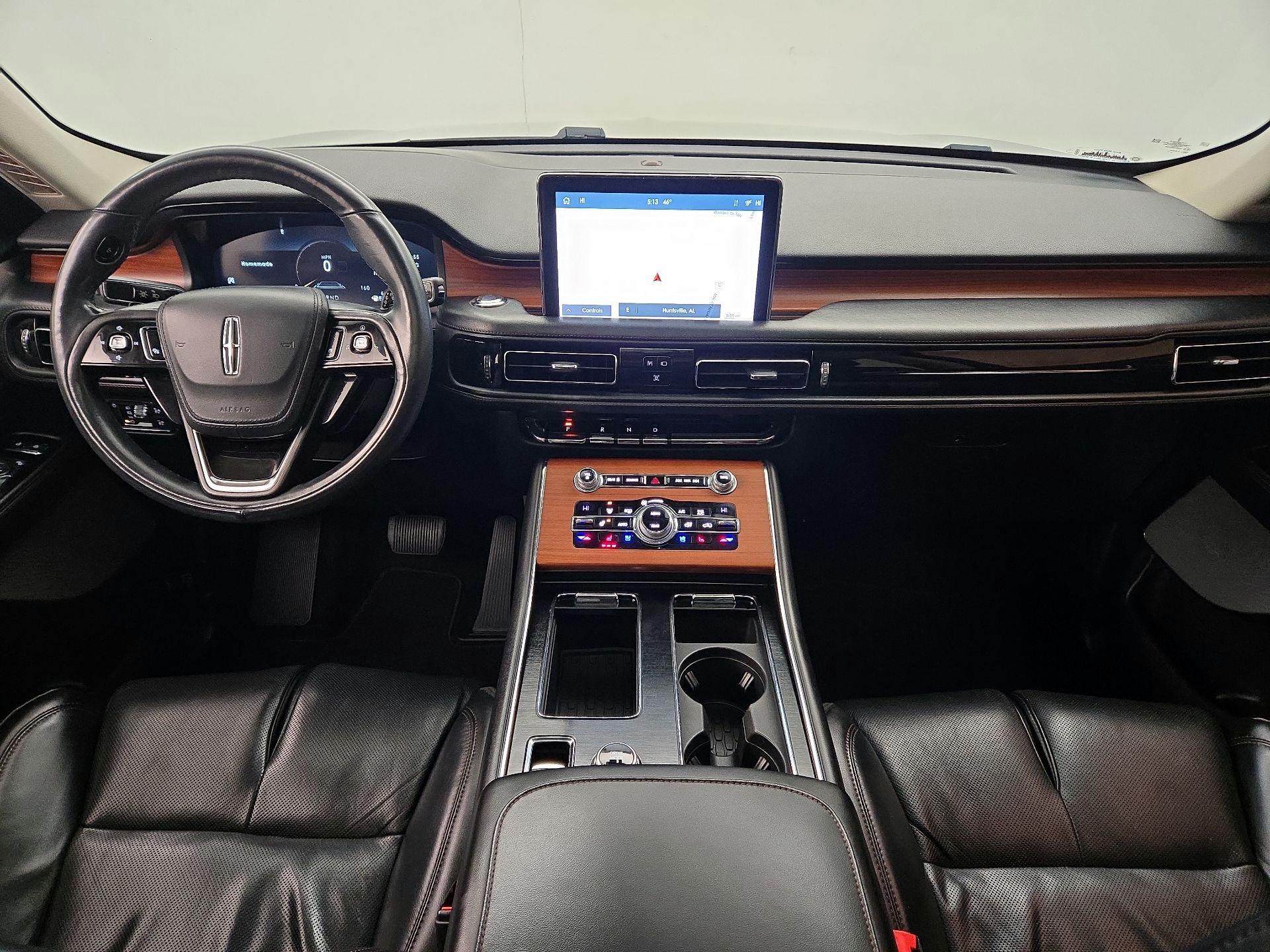 Thumbnail: 2020 Lincoln Aviator - 9