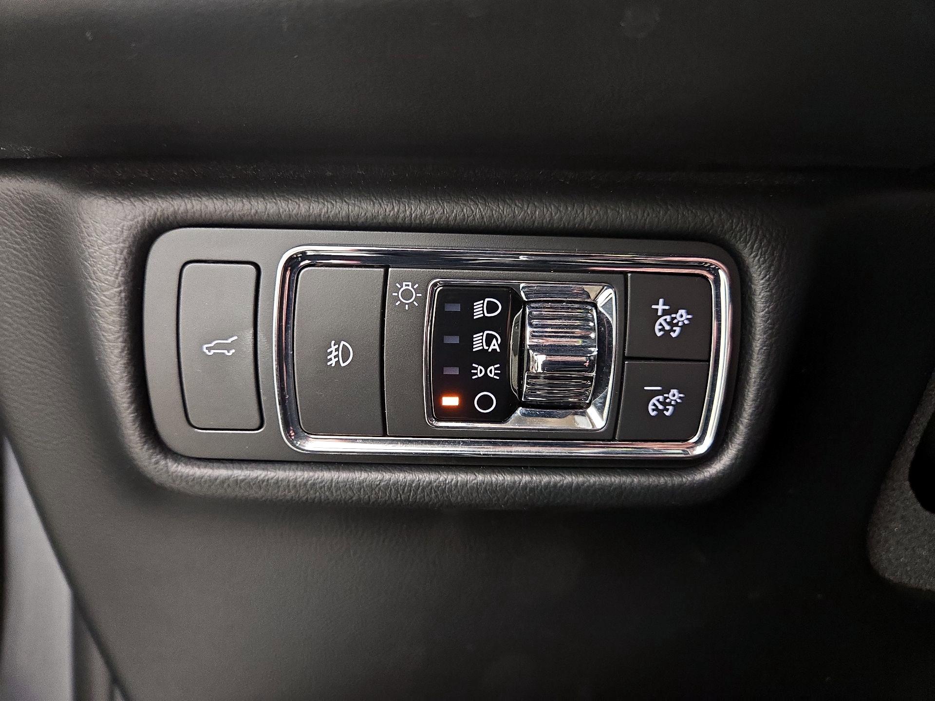 Thumbnail: 2020 Lincoln Aviator - 13