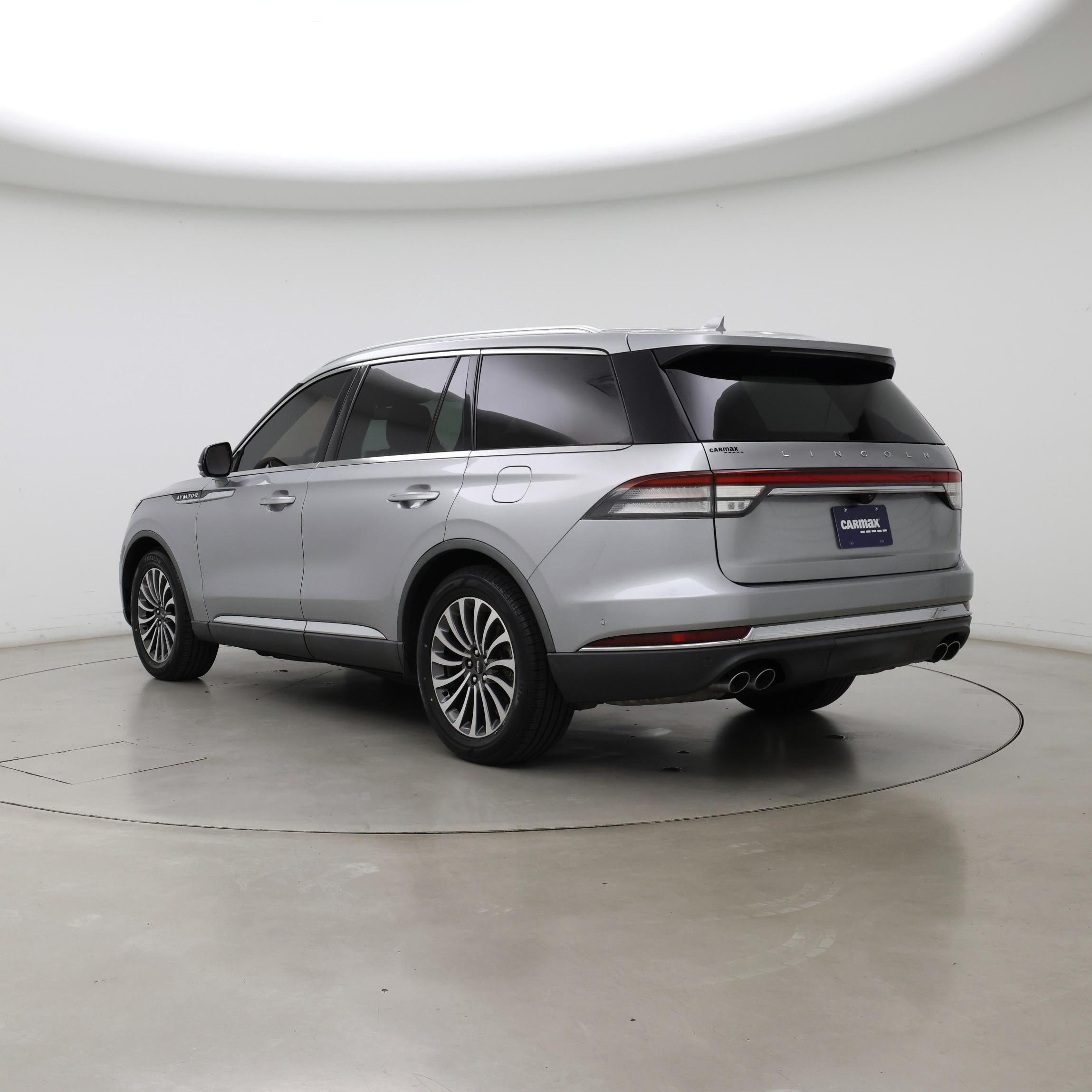 Thumbnail: 2020 Lincoln Aviator - 2