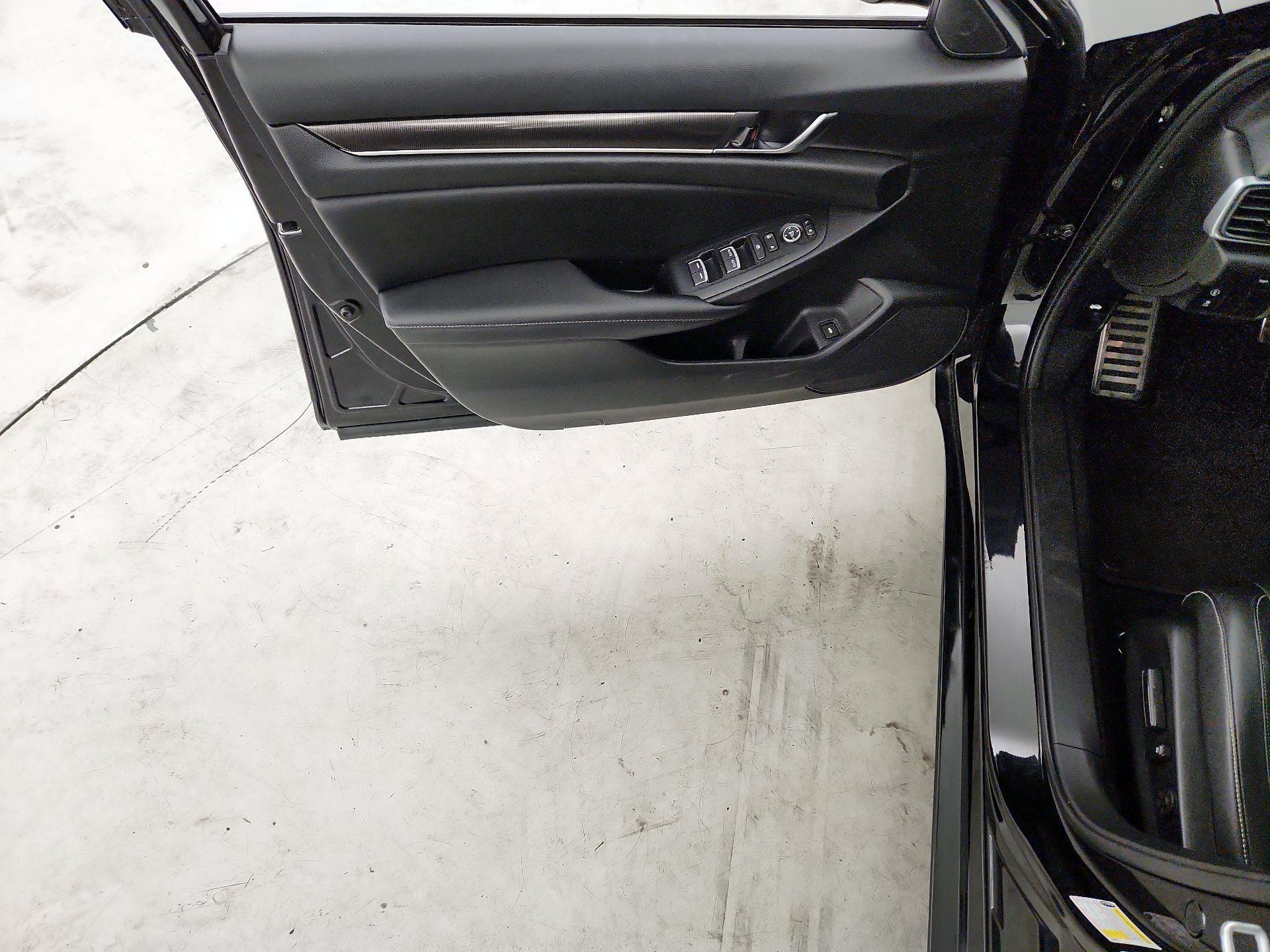 Thumbnail: 2022 Honda Accord - 12