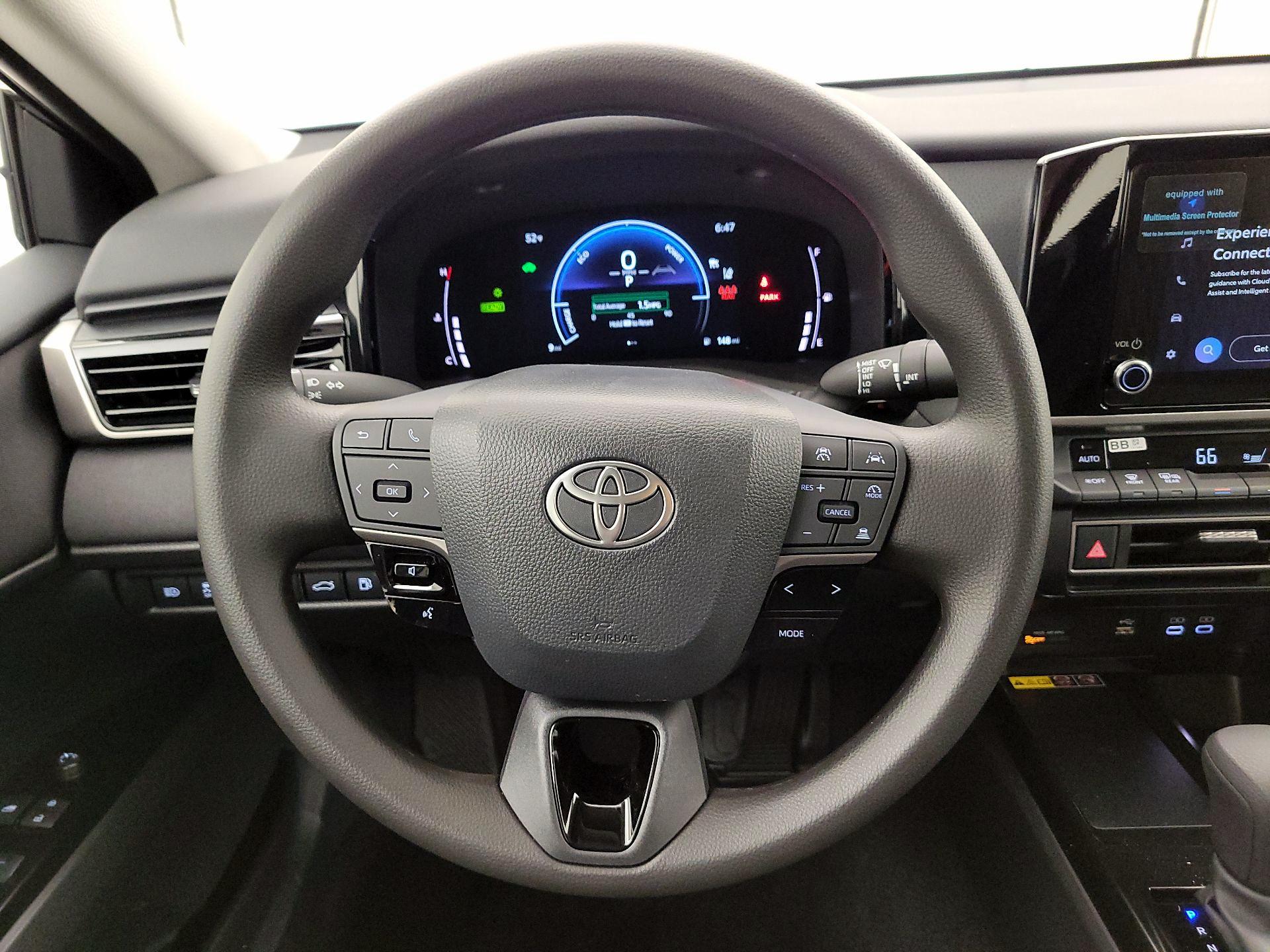 Thumbnail: 2025 Toyota Camry - 10