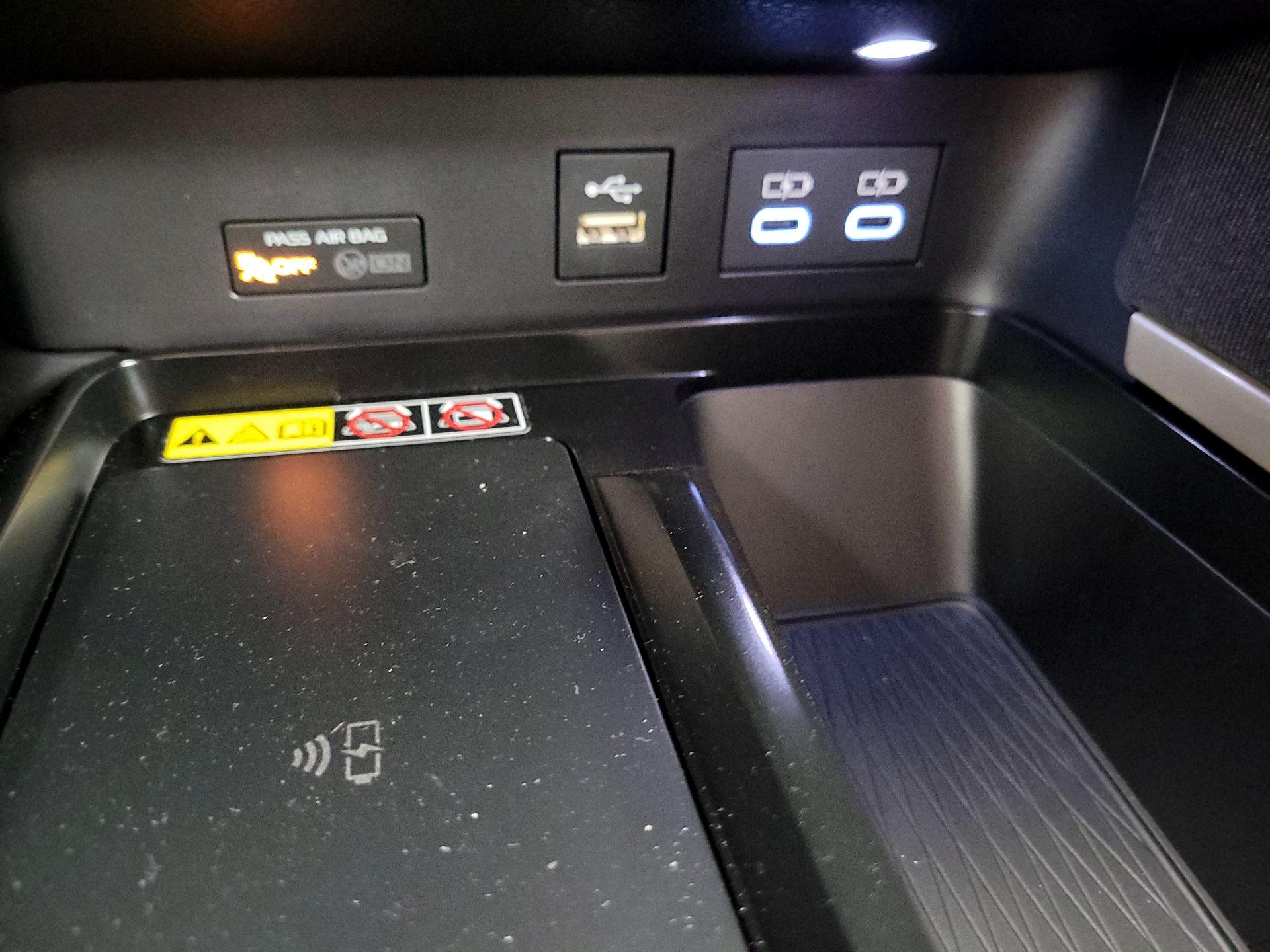 Thumbnail: 2025 Toyota Camry - 18