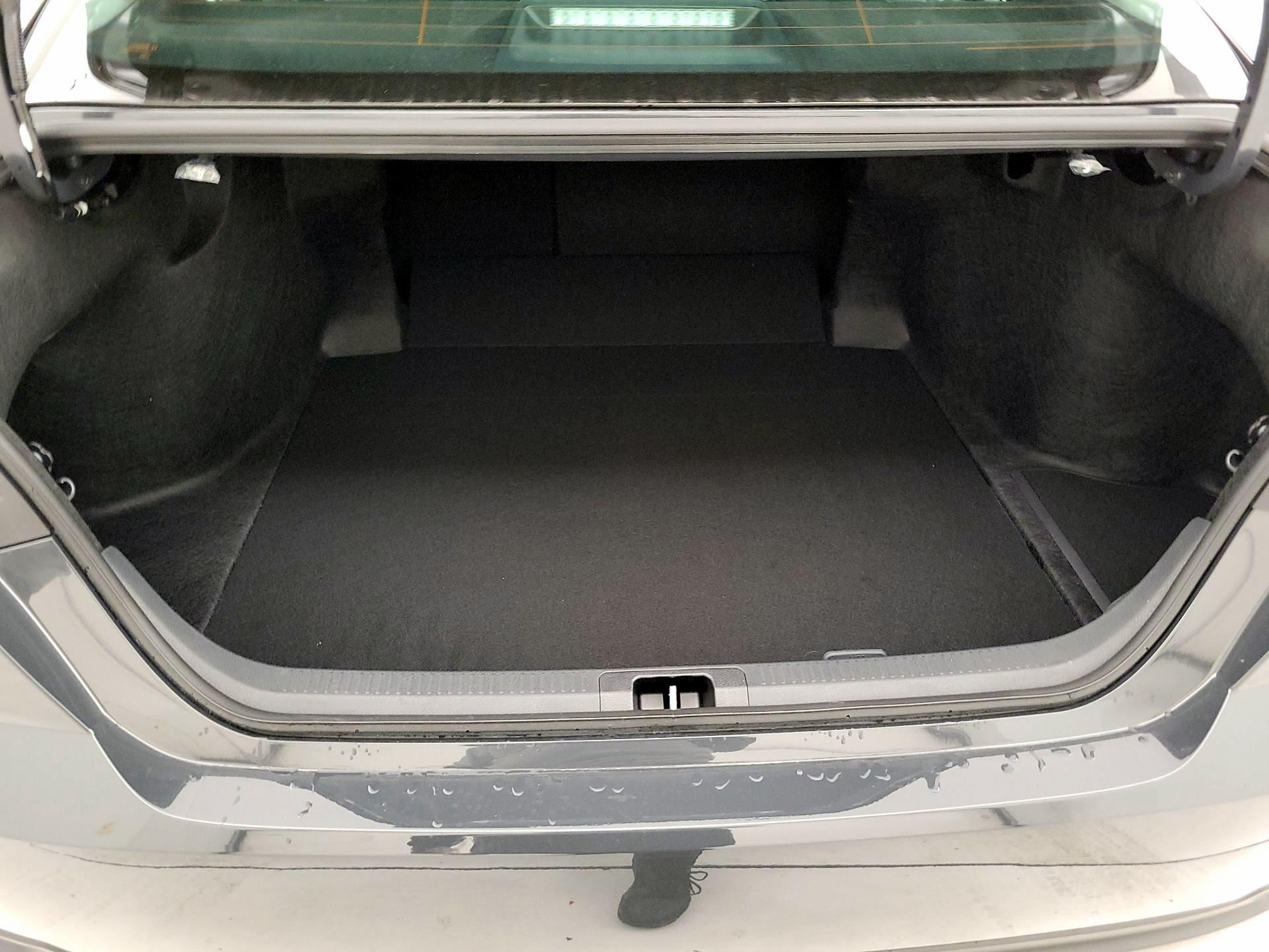 Thumbnail: 2025 Toyota Camry - 20