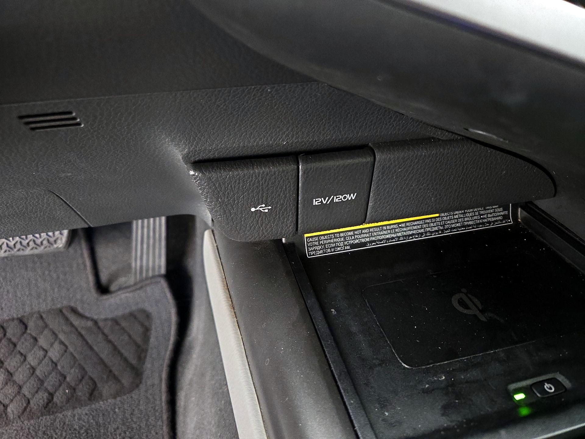 Thumbnail: 2021 Toyota Camry - 19