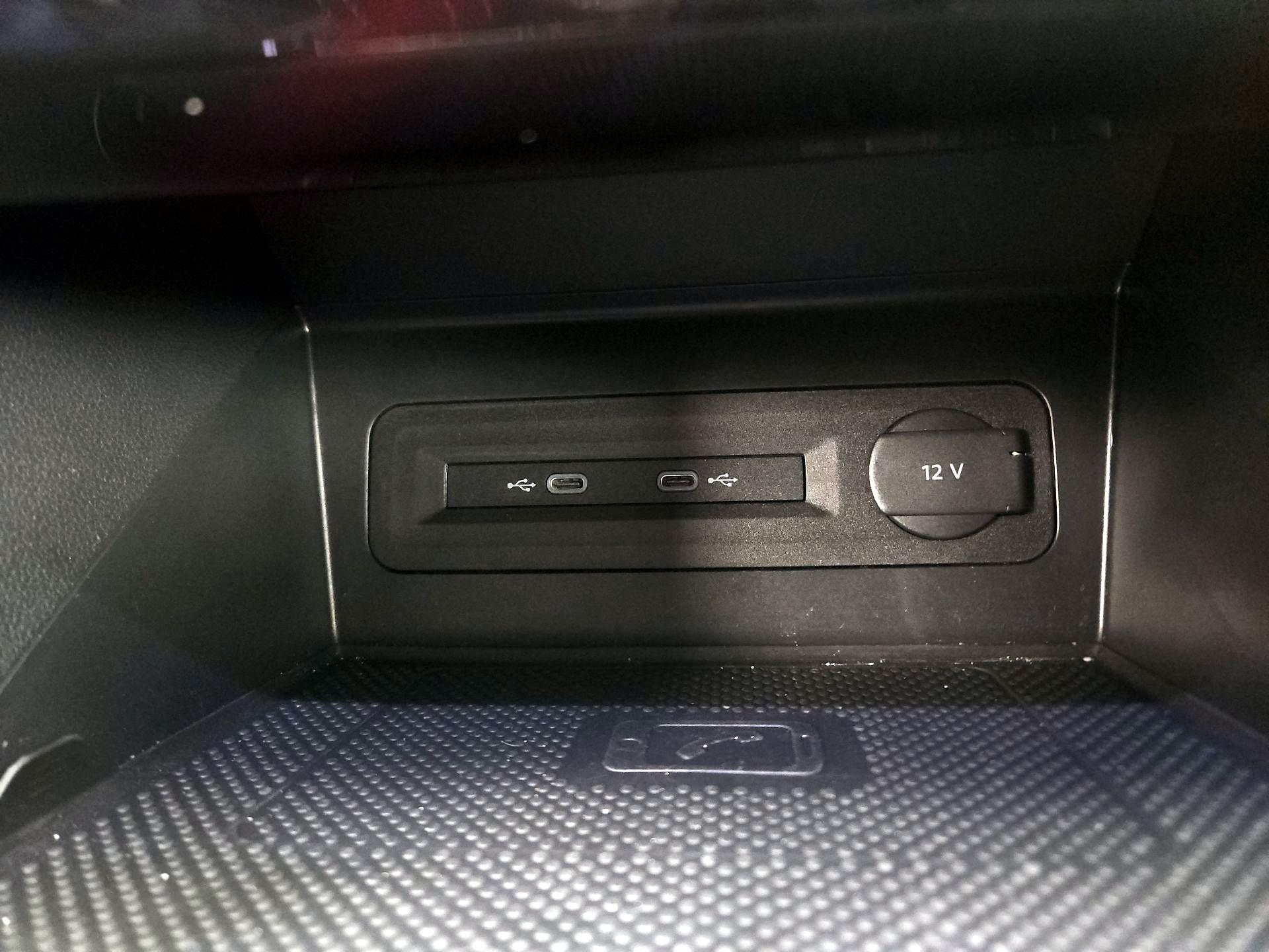 Thumbnail: 2023 Volkswagen Atlas - 18