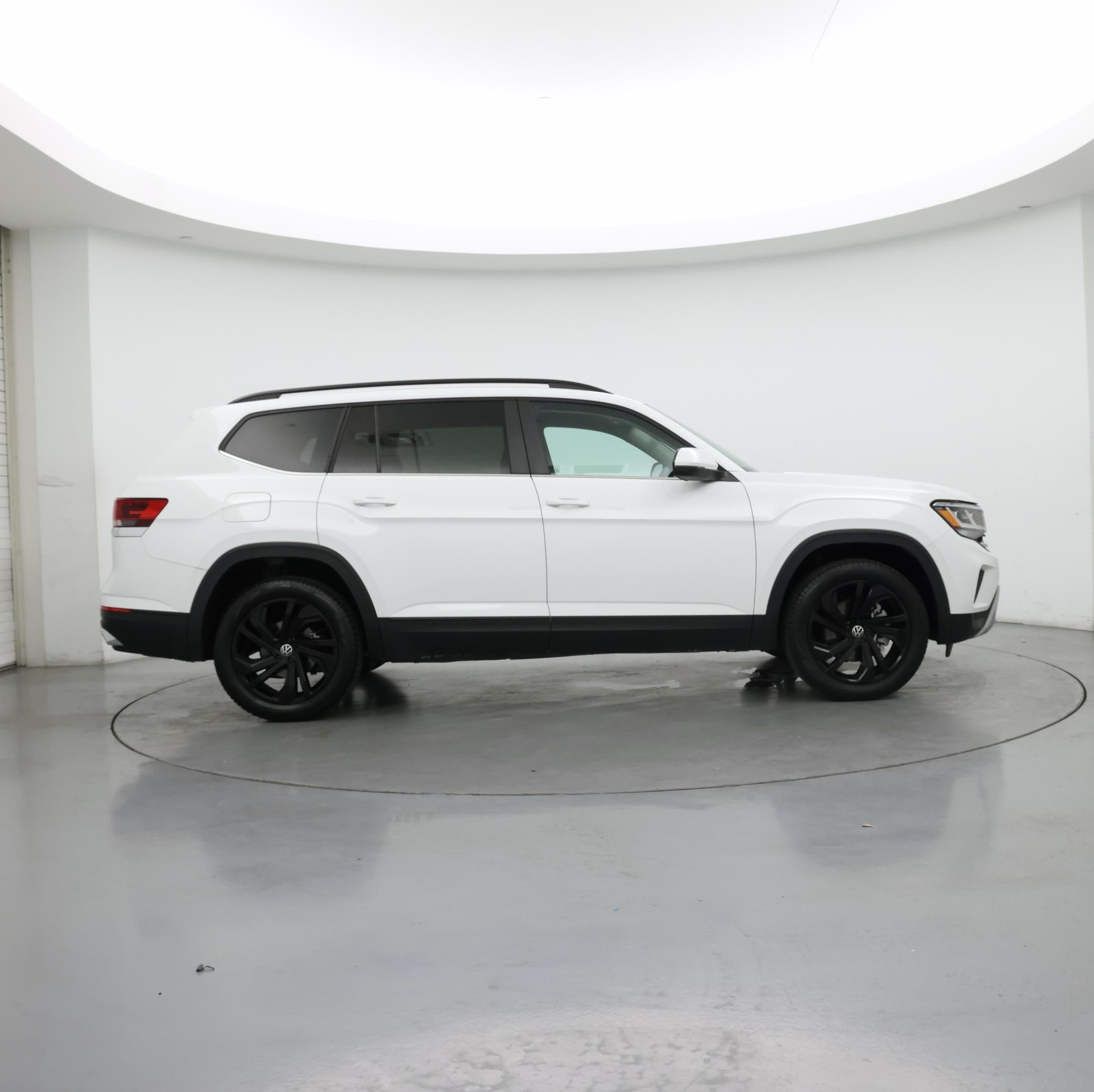 Thumbnail: 2023 Volkswagen Atlas - 7