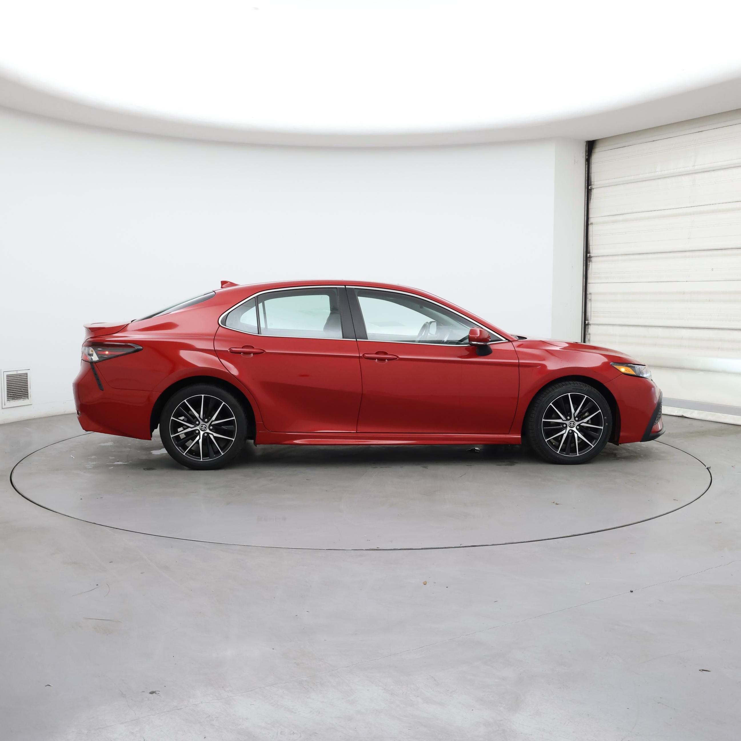 Thumbnail: 2022 Toyota Camry - 7