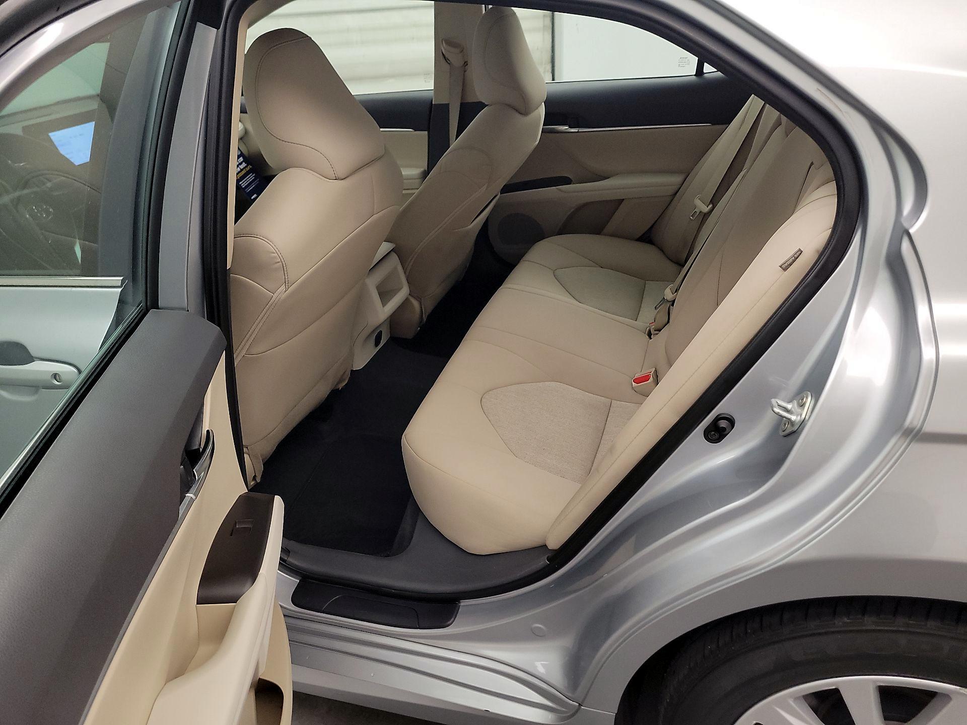 Thumbnail: 2023 Toyota Camry - 18