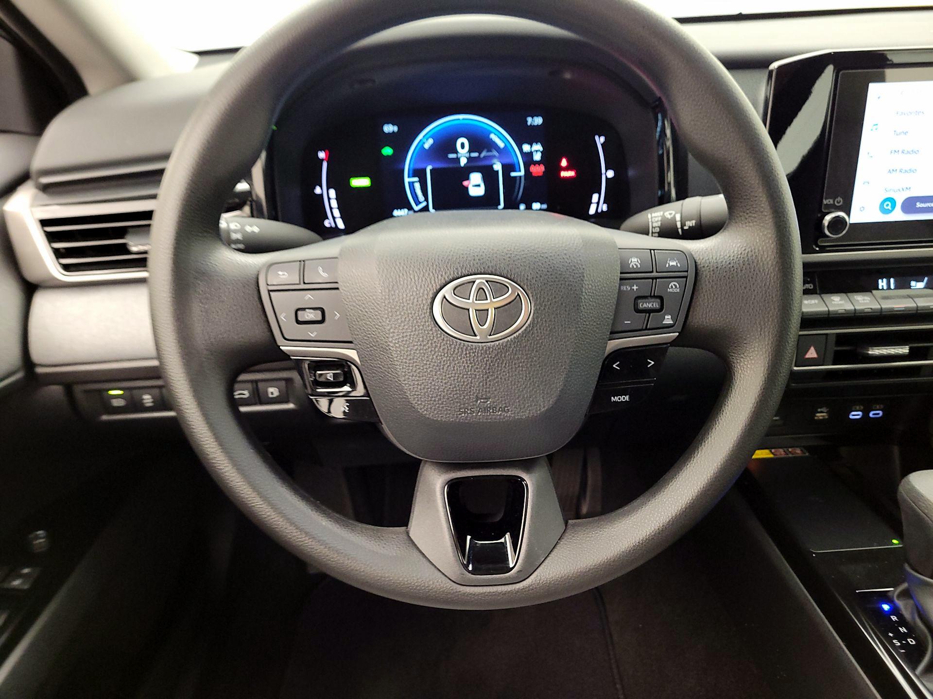 Thumbnail: 2025 Toyota Camry - 10