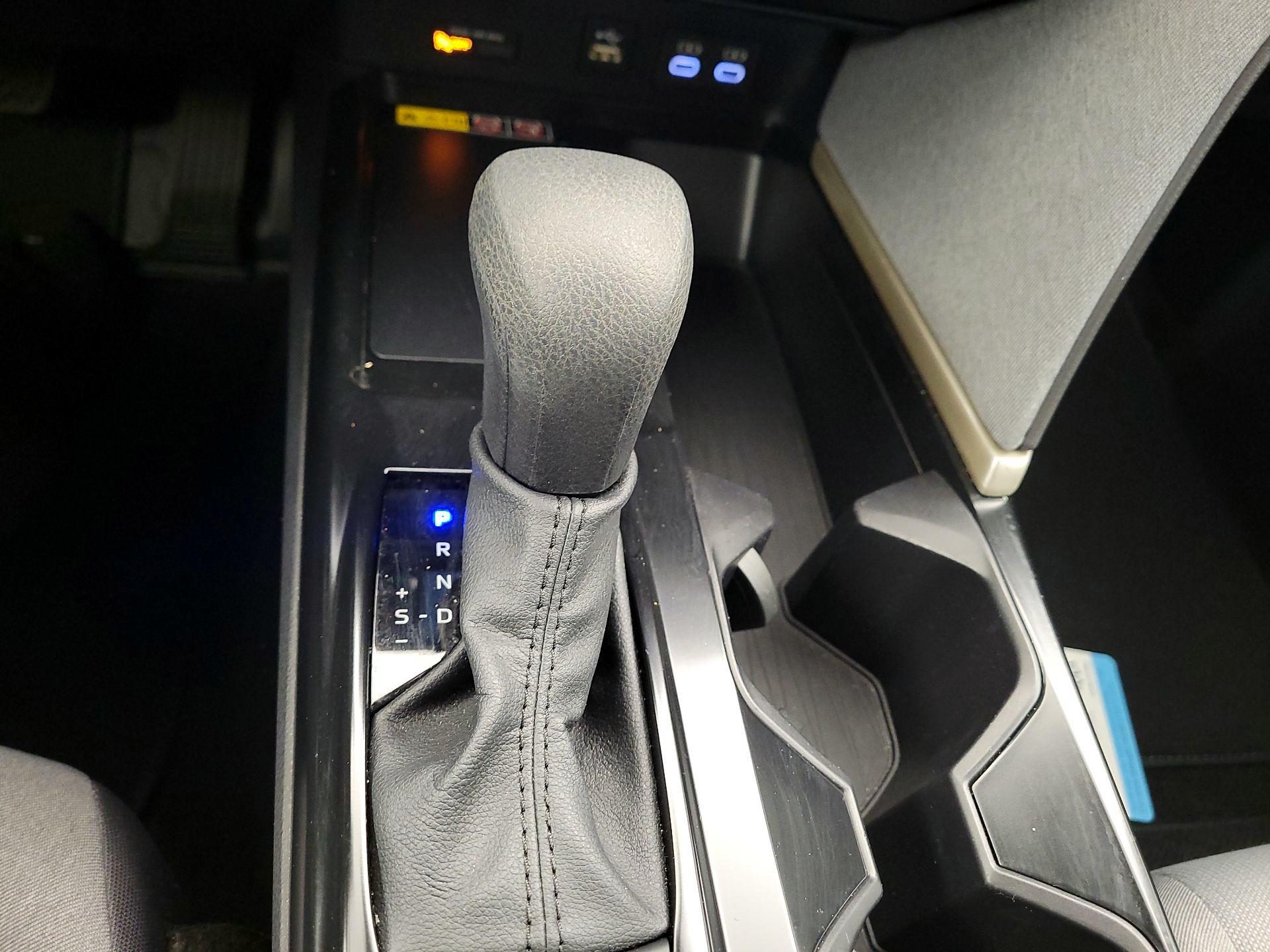 Thumbnail: 2025 Toyota Camry - 15