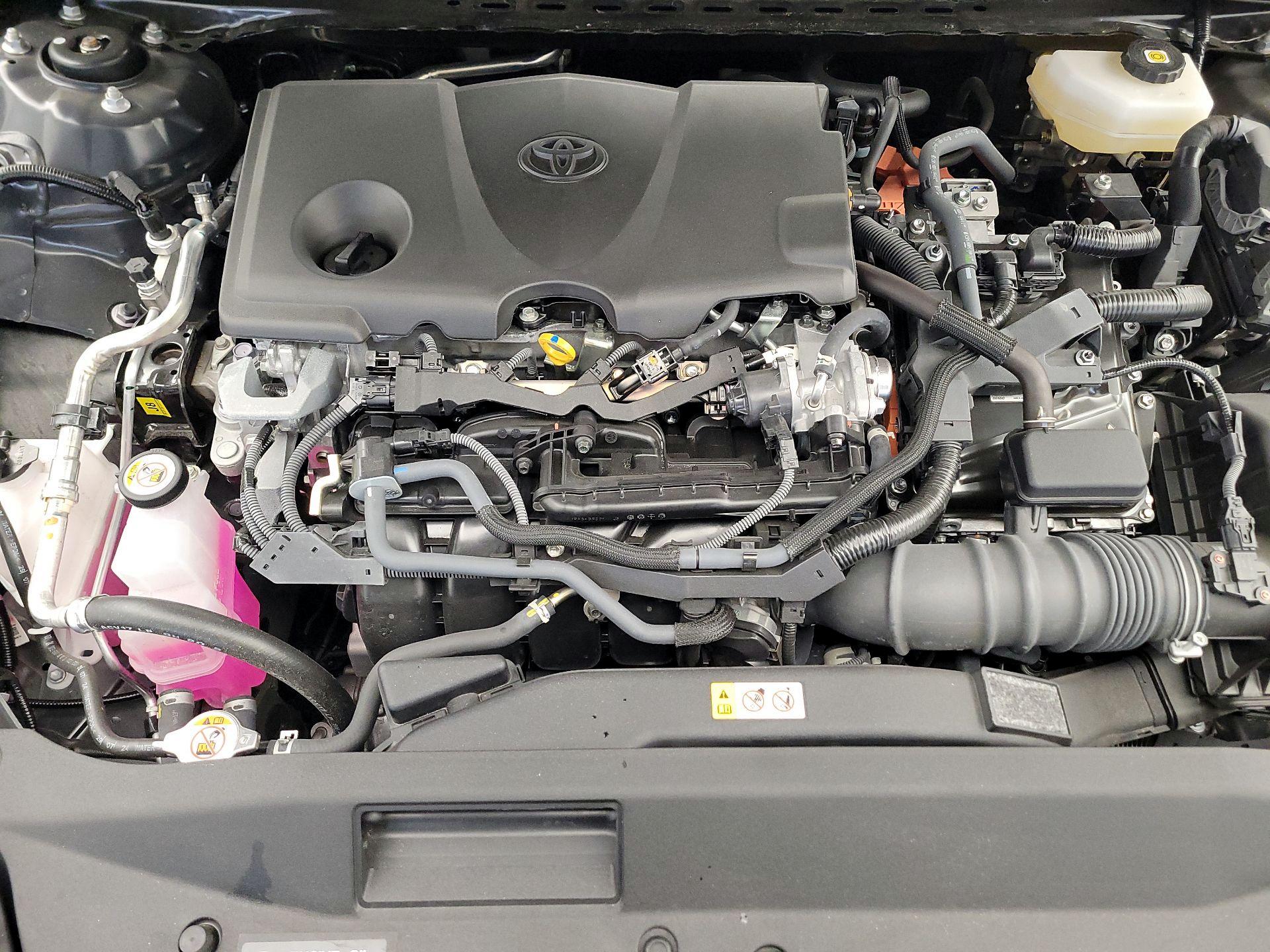 Thumbnail: 2025 Toyota Camry - 17