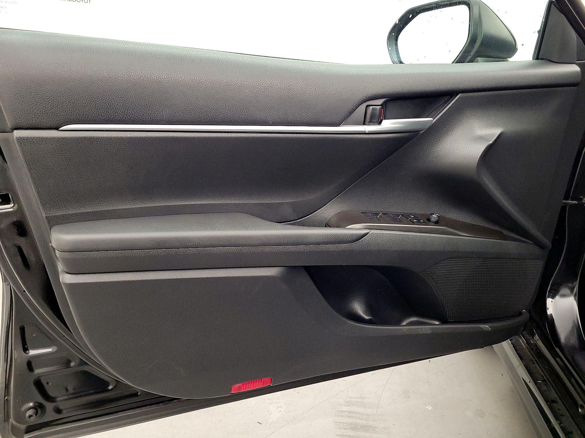 Thumbnail: 2024 Toyota Camry - 12