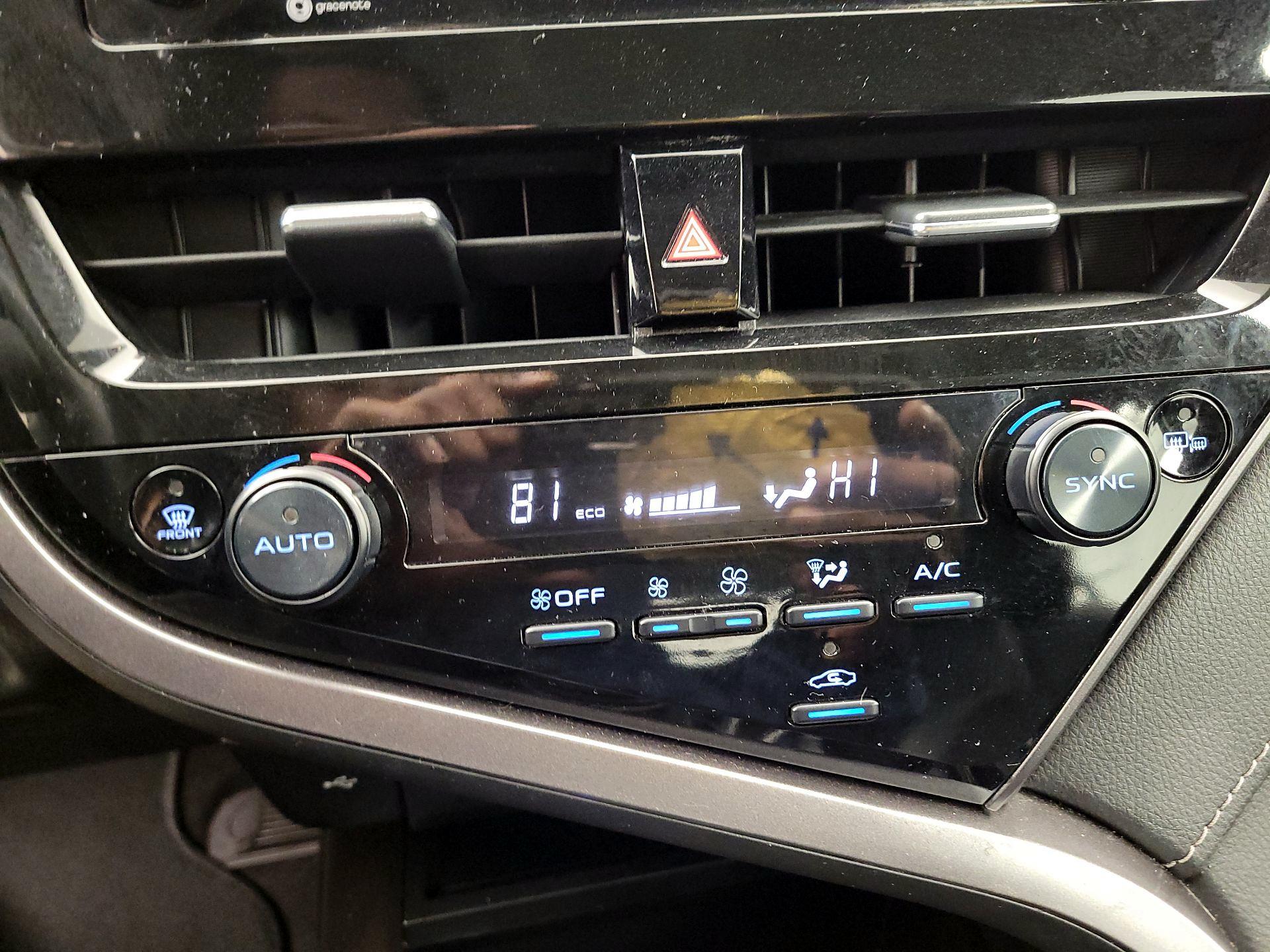 Thumbnail: 2024 Toyota Camry - 14