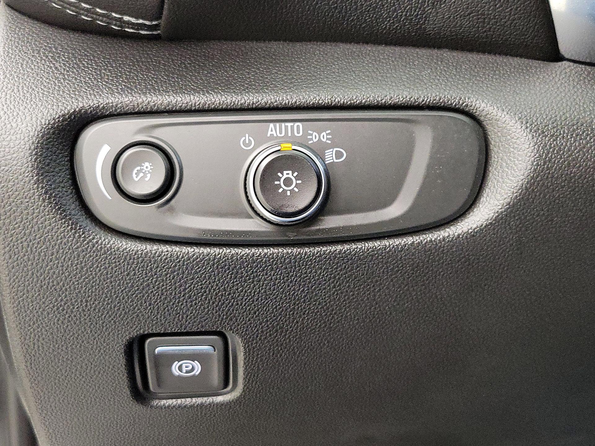 Thumbnail: 2023 Chevrolet Blazer - 13