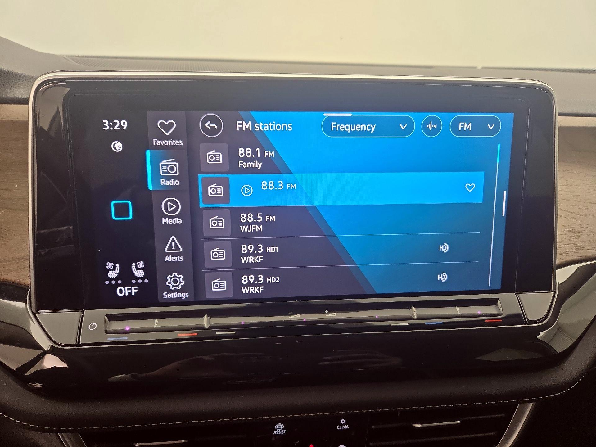 Thumbnail: 2025 Volkswagen Atlas - 15