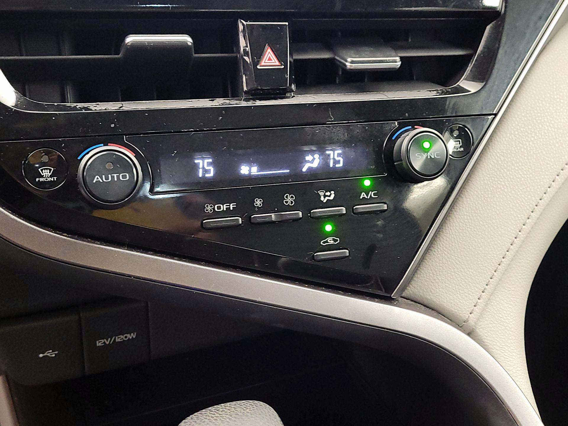 Thumbnail: 2023 Toyota Camry - 16