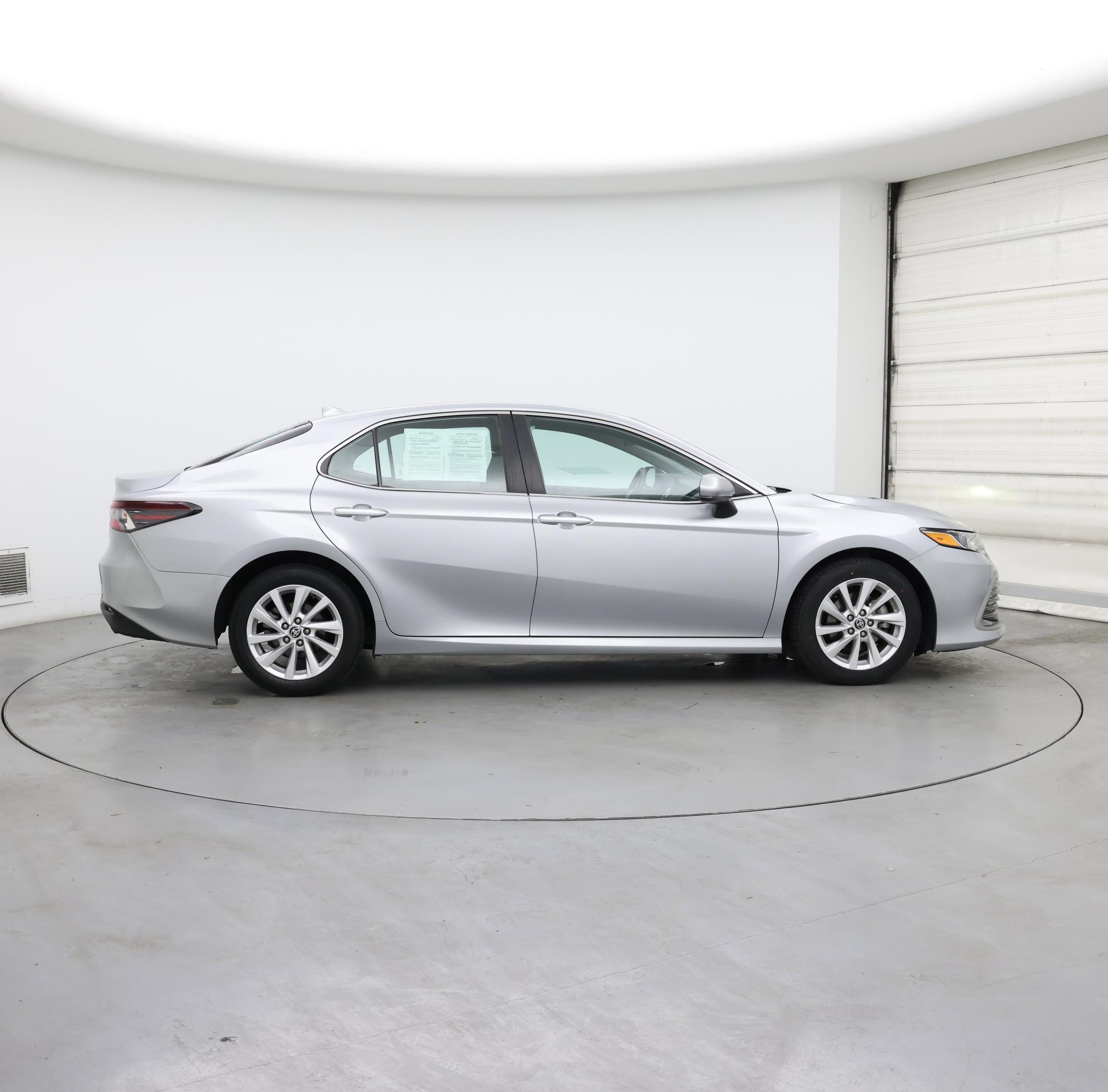 Thumbnail: 2023 Toyota Camry - 7