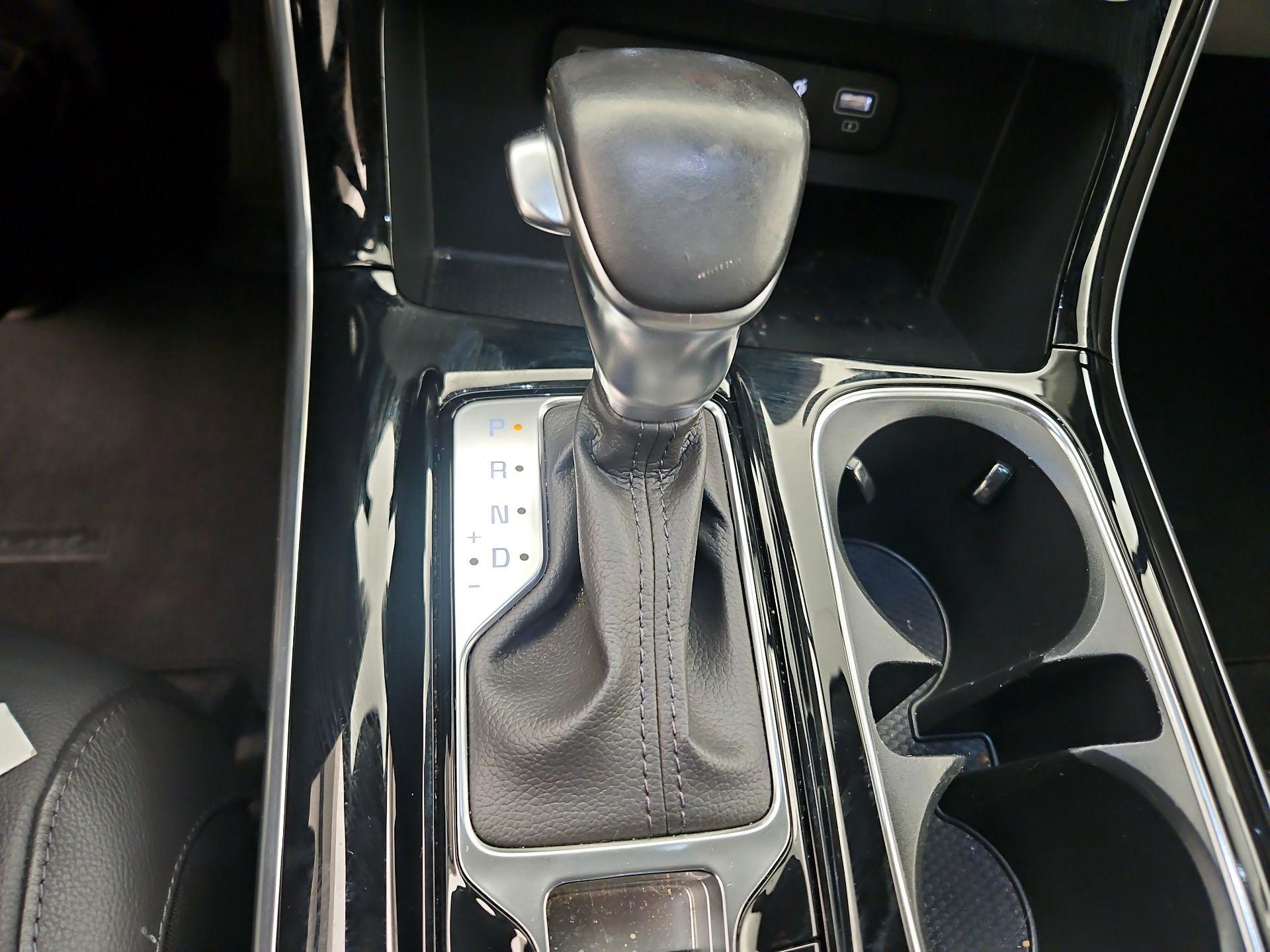 Thumbnail: 2024 Kia Carnival - 18