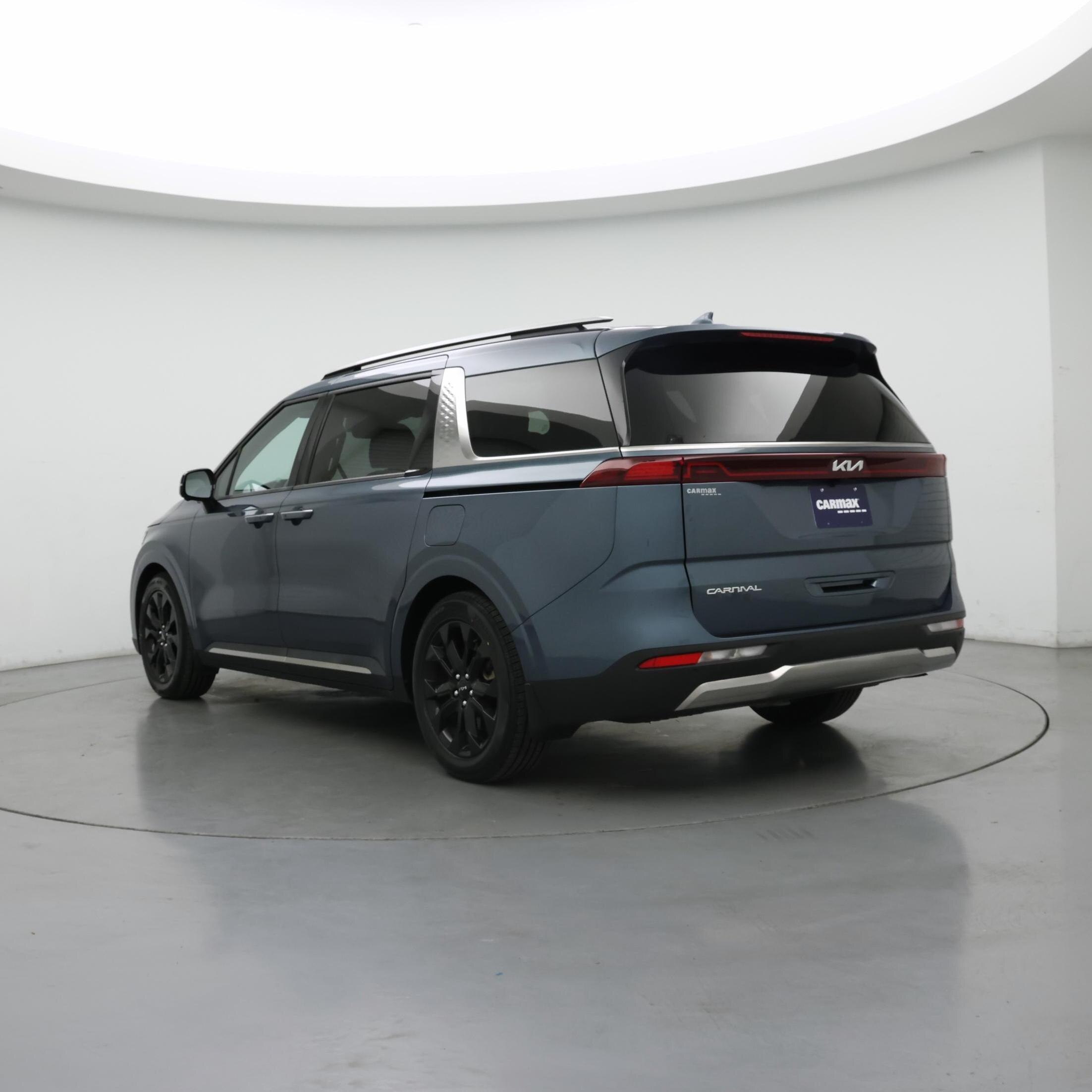 Thumbnail: 2024 Kia Carnival - 2