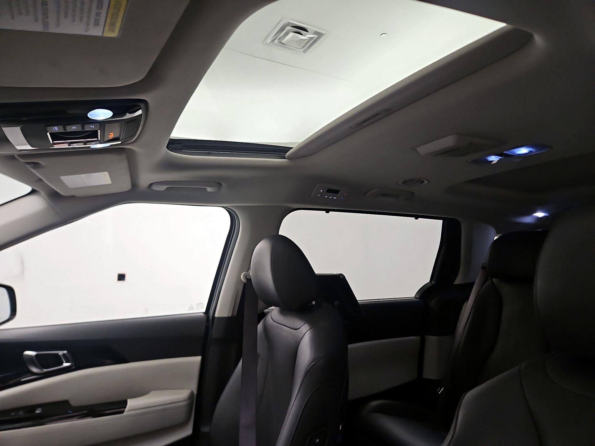 Thumbnail: 2024 Kia Carnival - 20