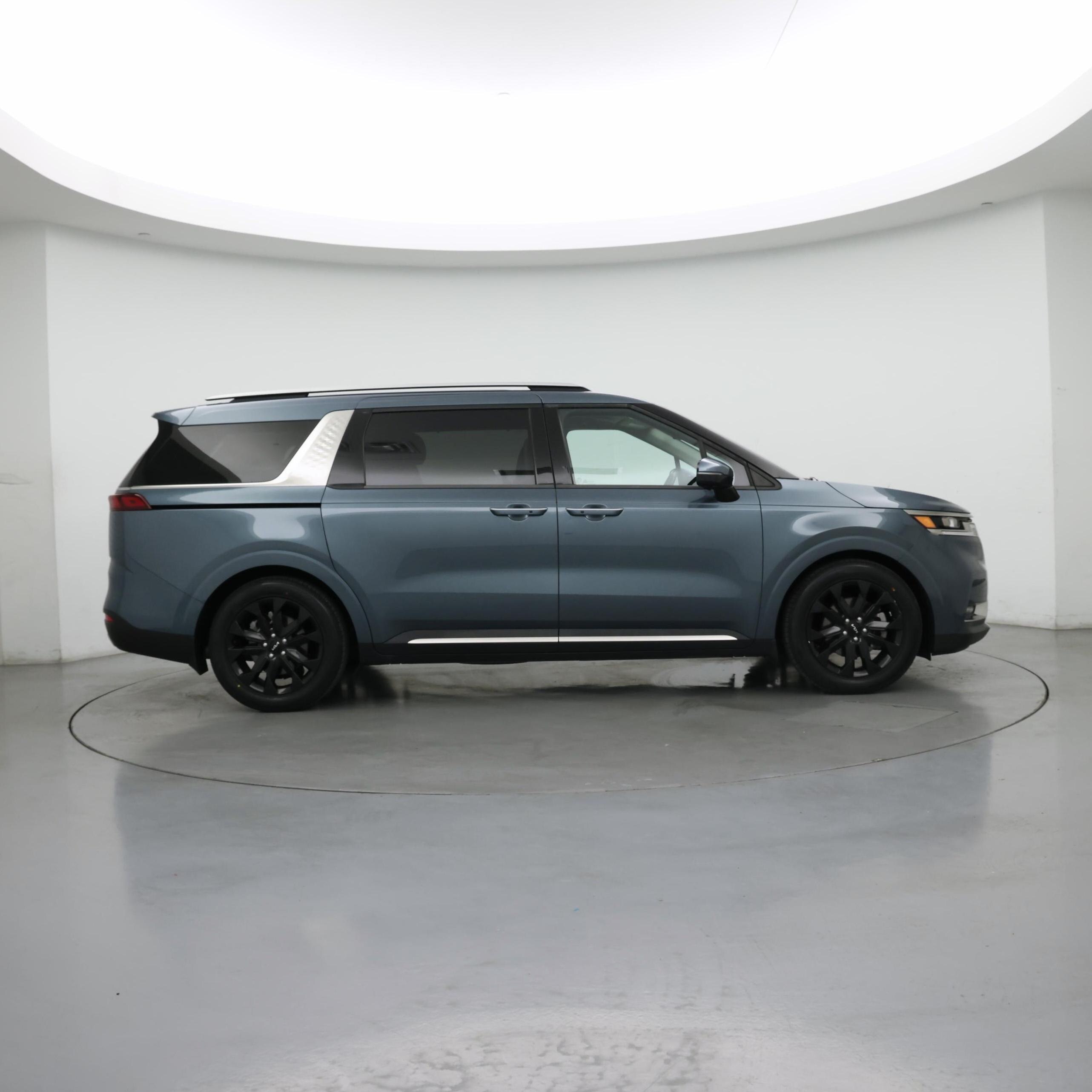 Thumbnail: 2024 Kia Carnival - 7