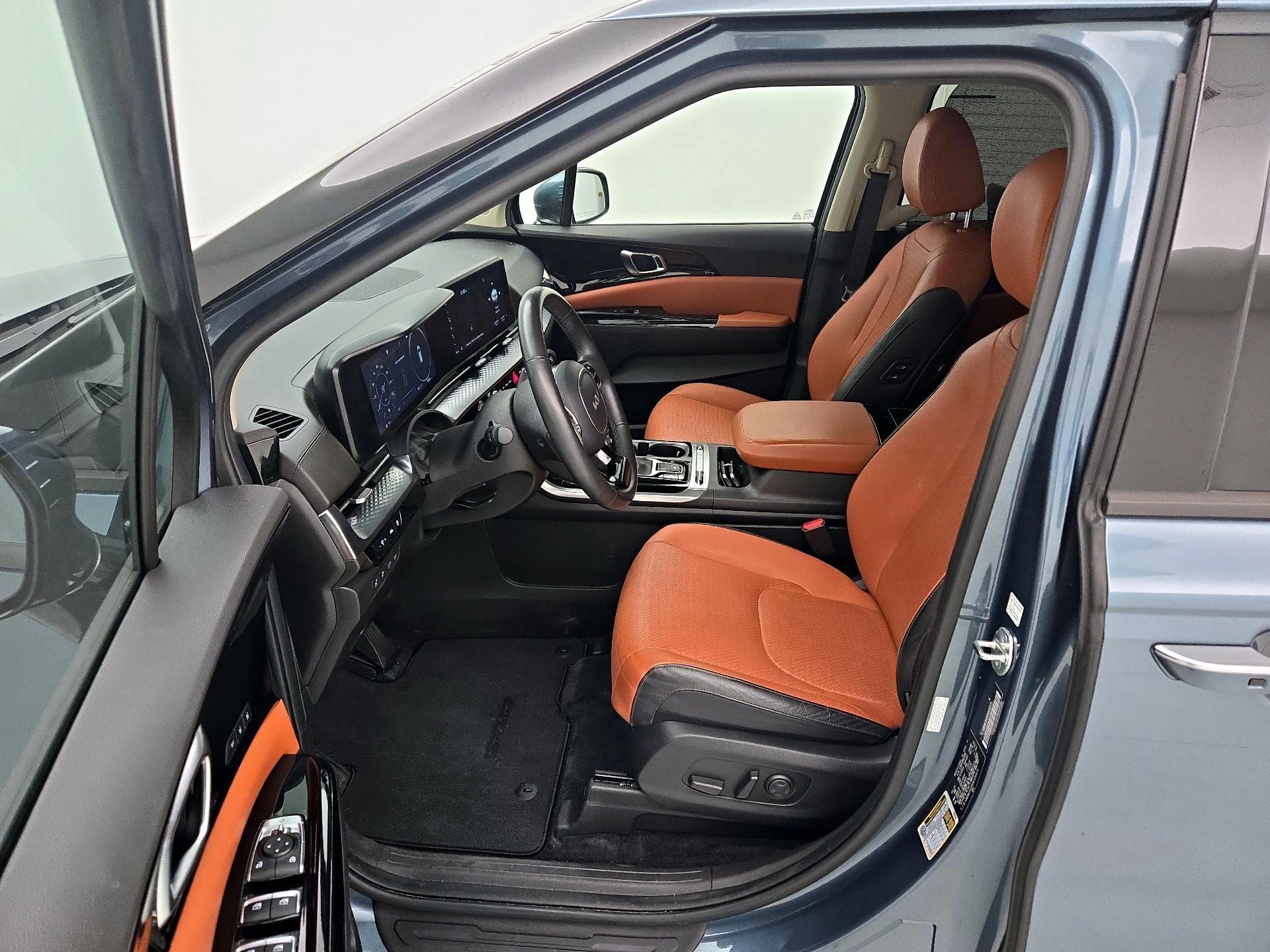 Thumbnail: 2024 Kia Carnival - 11