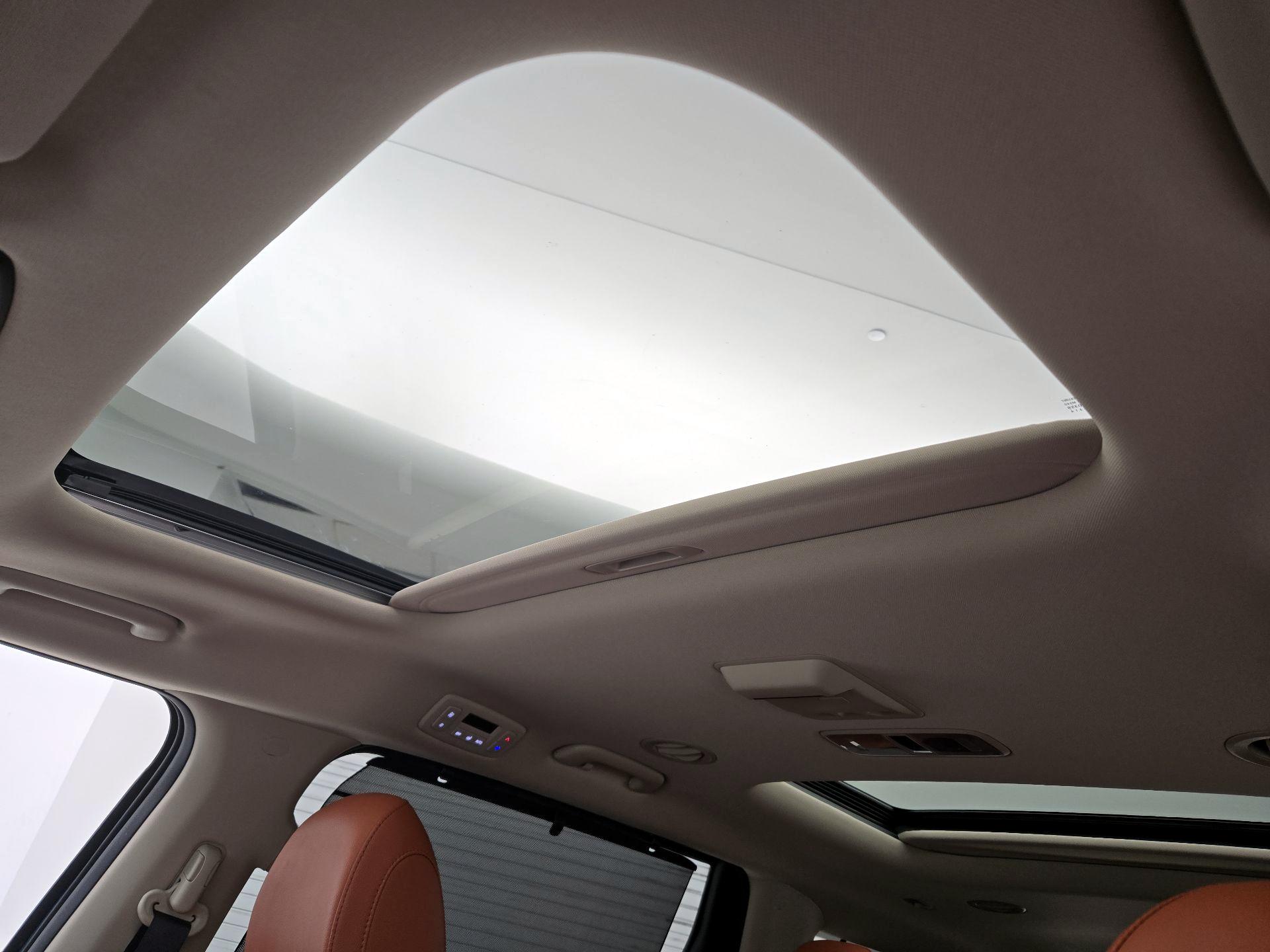 Thumbnail: 2024 Kia Carnival - 20