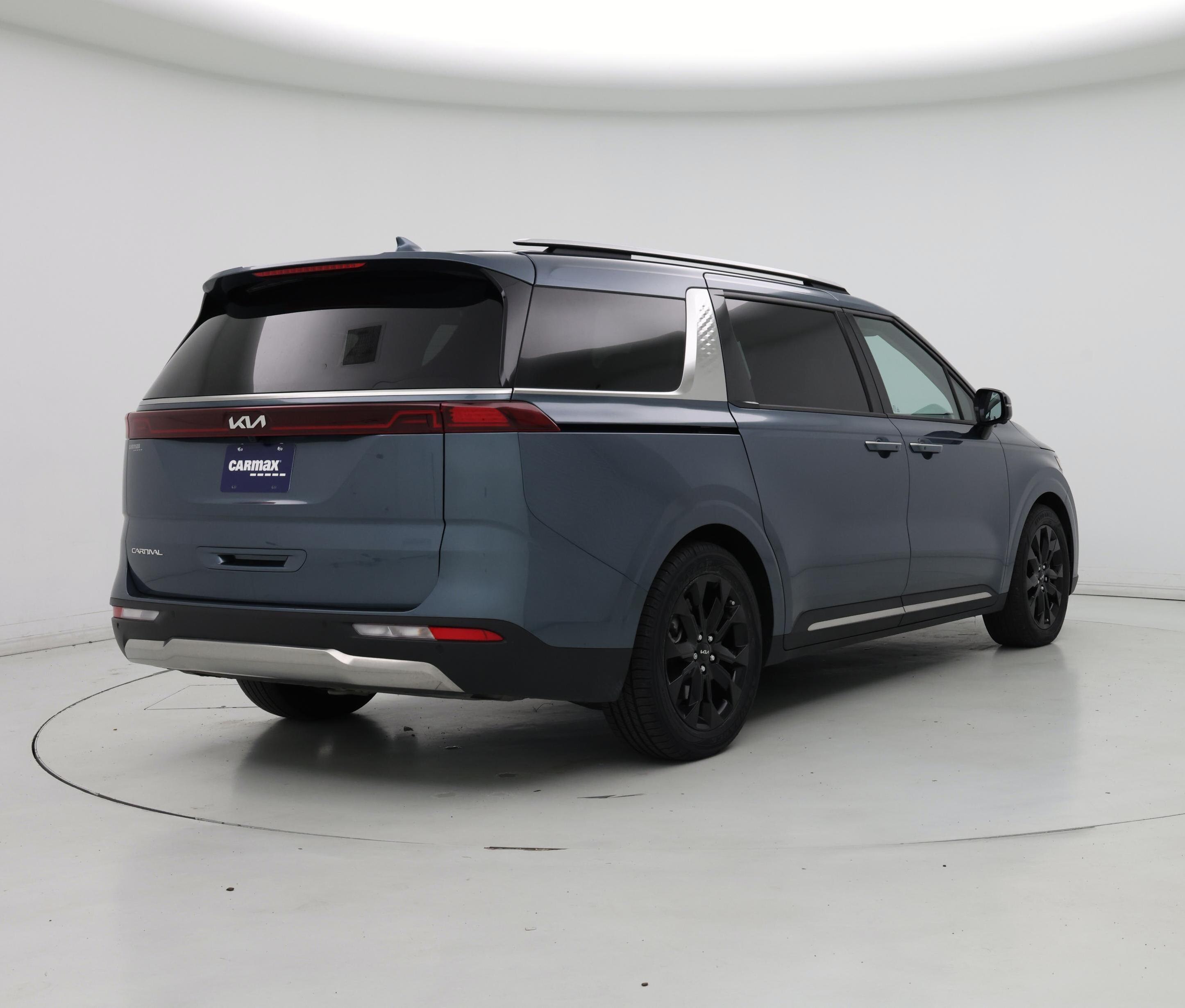 Thumbnail: 2024 Kia Carnival - 8