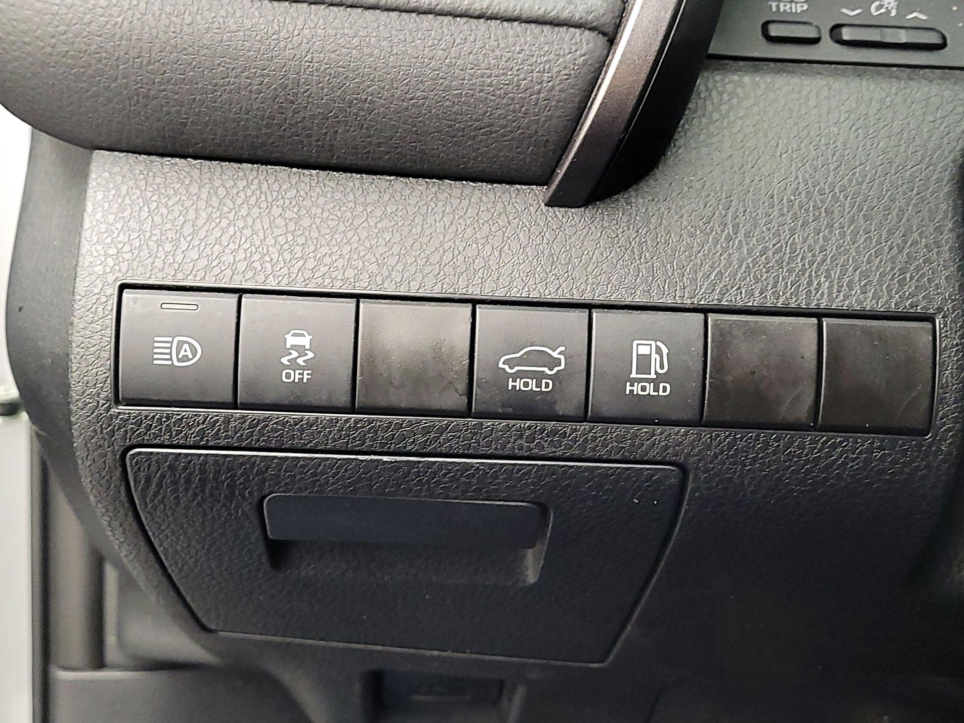 Thumbnail: 2024 Toyota Camry - 13