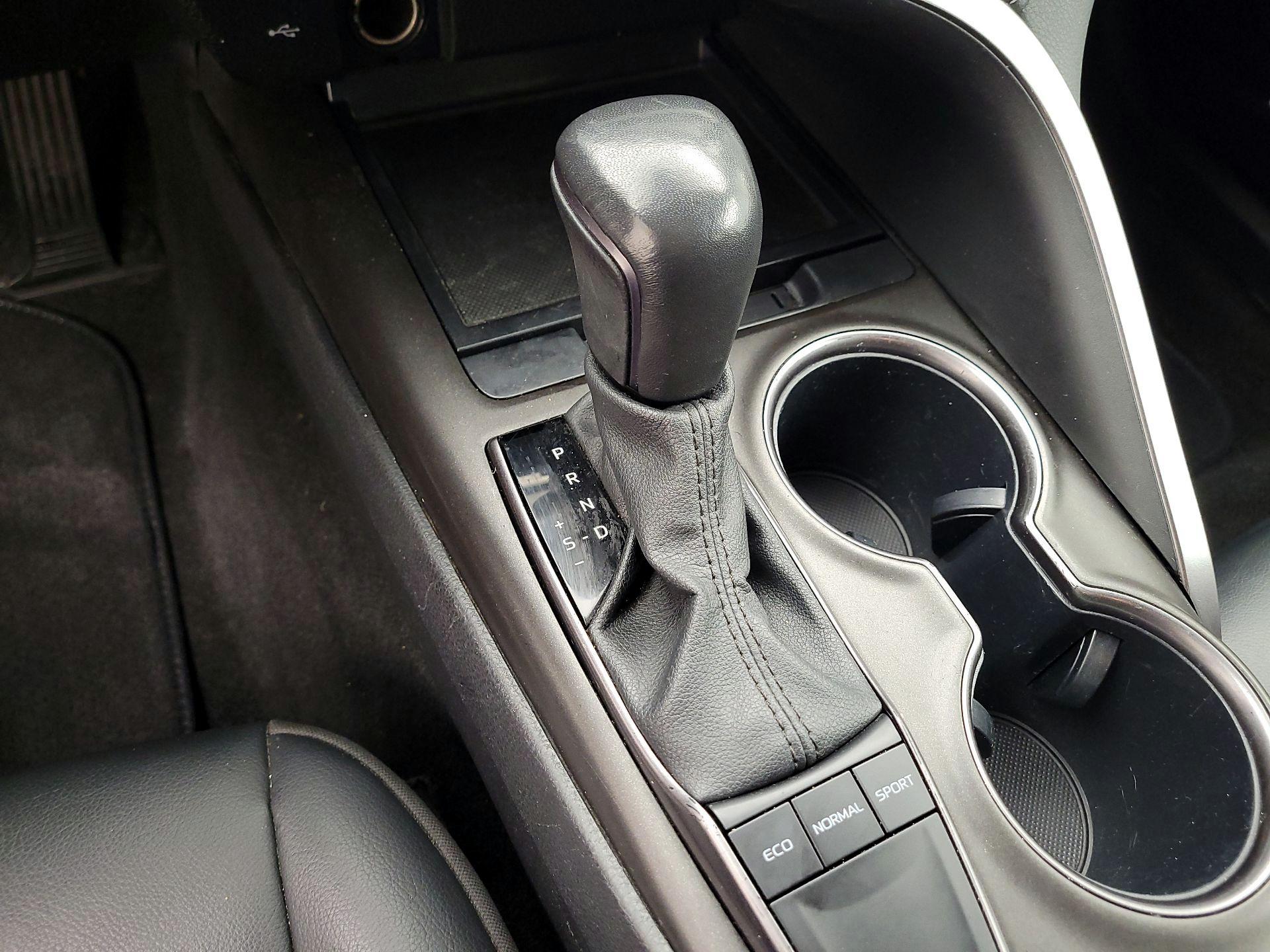 Thumbnail: 2024 Toyota Camry - 17