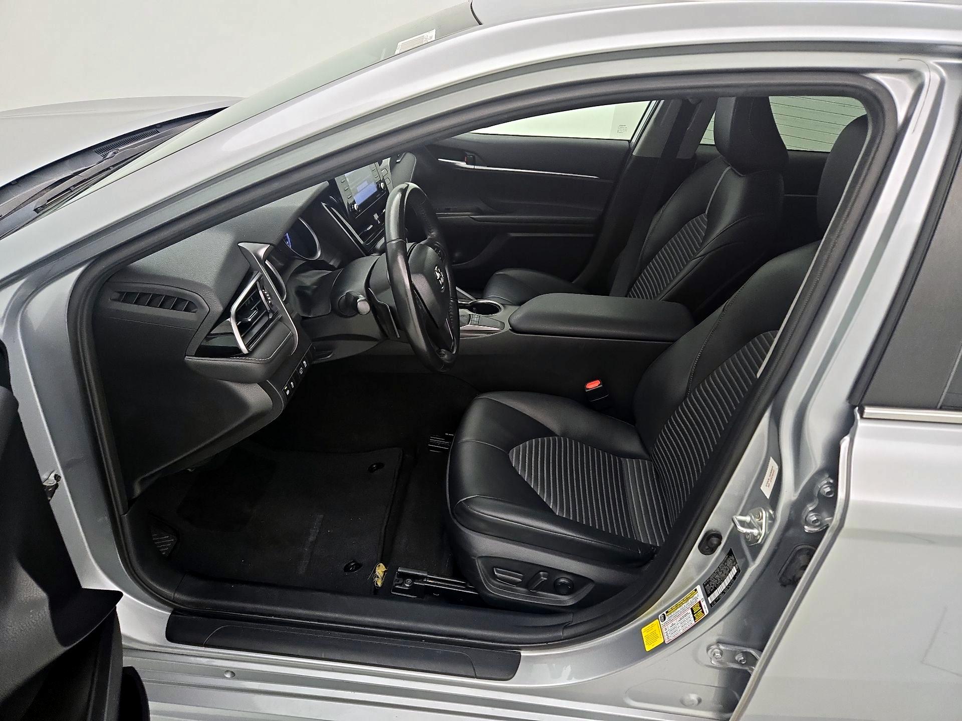 Thumbnail: 2023 Toyota Camry - 11