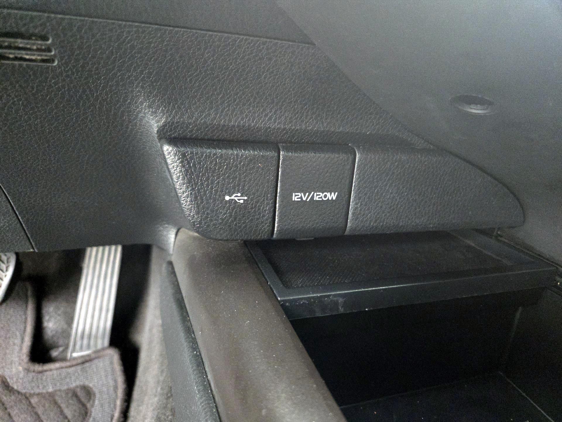 Thumbnail: 2023 Toyota Camry - 19