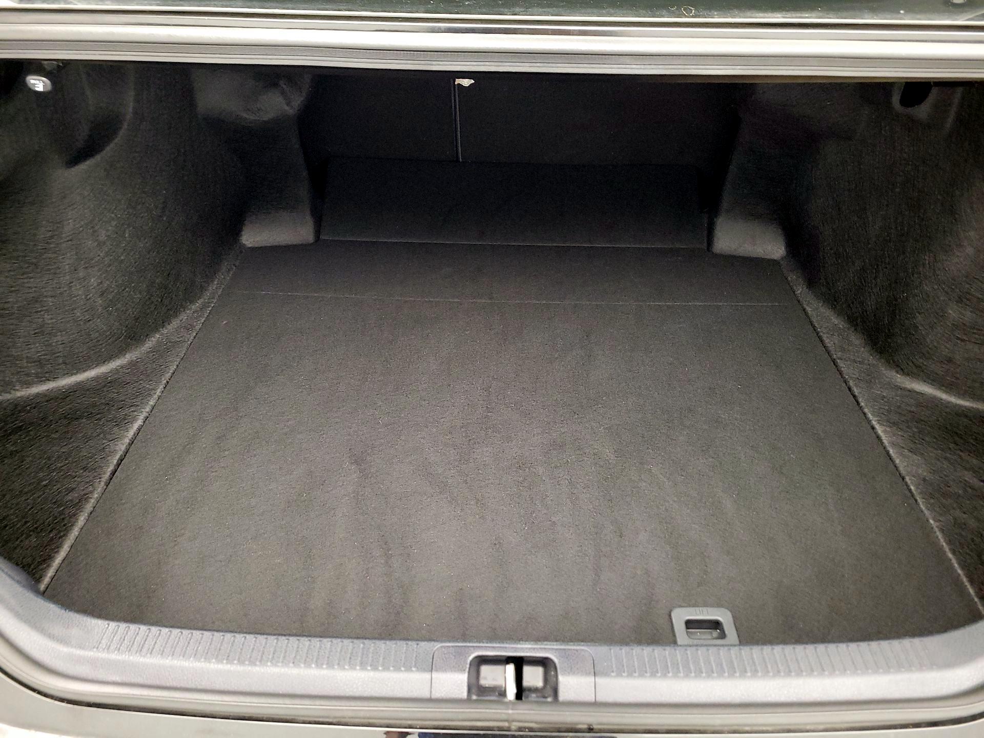 Thumbnail: 2023 Toyota Camry - 20