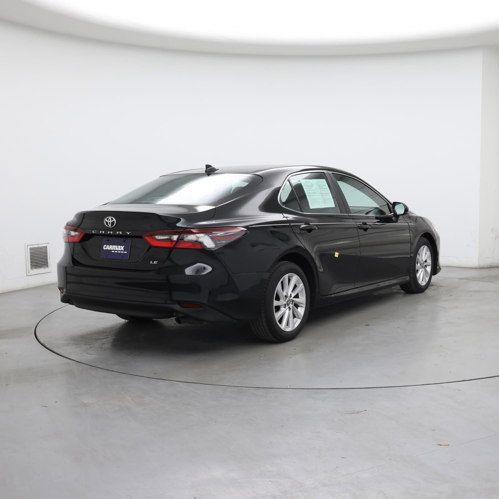 Thumbnail: 2023 Toyota Camry - 8