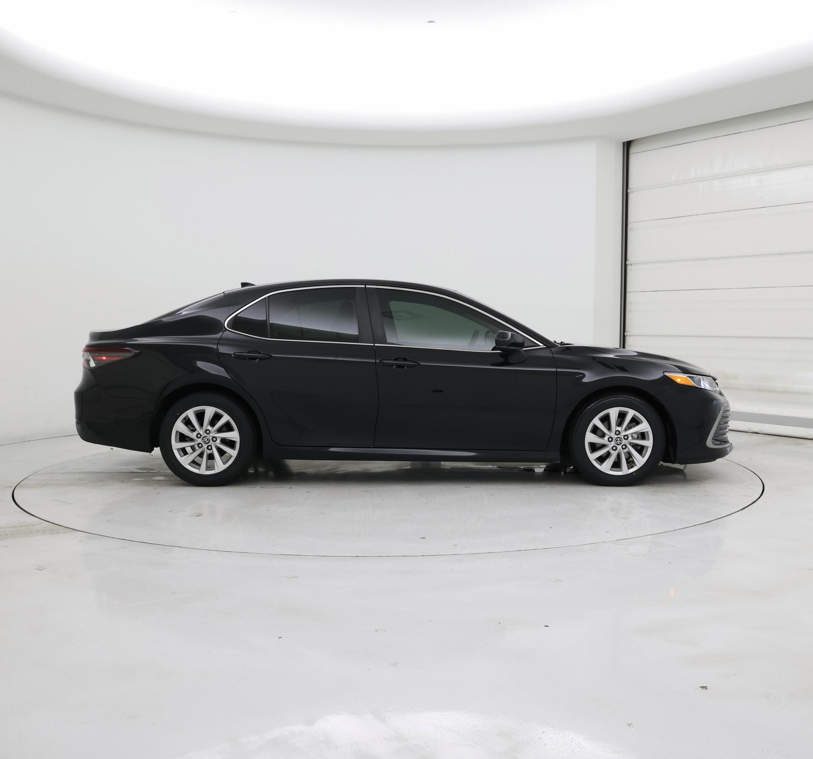 Thumbnail: 2023 Toyota Camry - 7