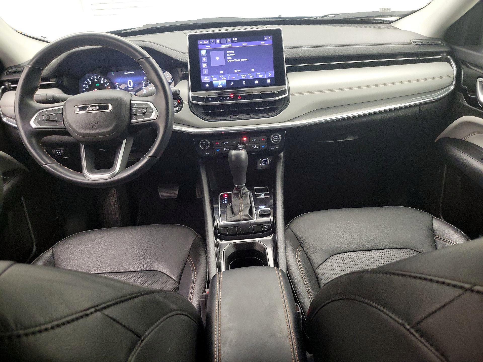 Thumbnail: 2022 Jeep Compass - 9