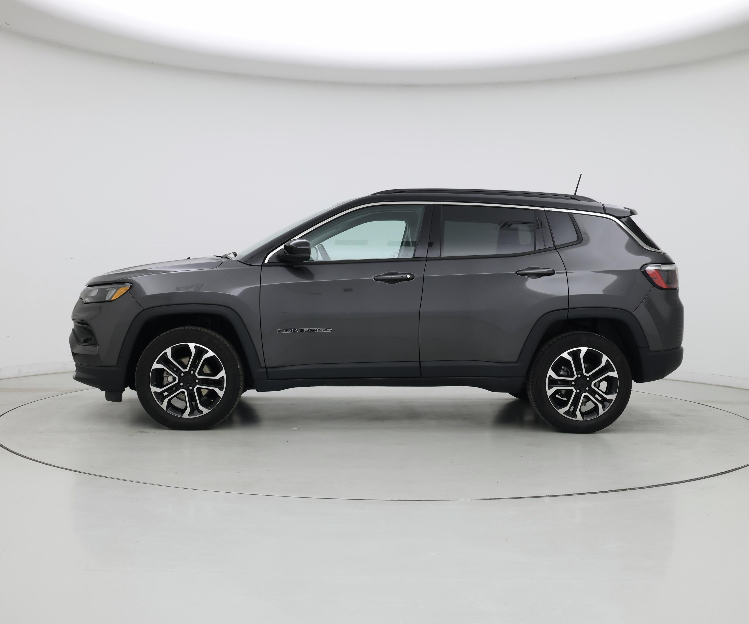 Thumbnail: 2022 Jeep Compass - 3