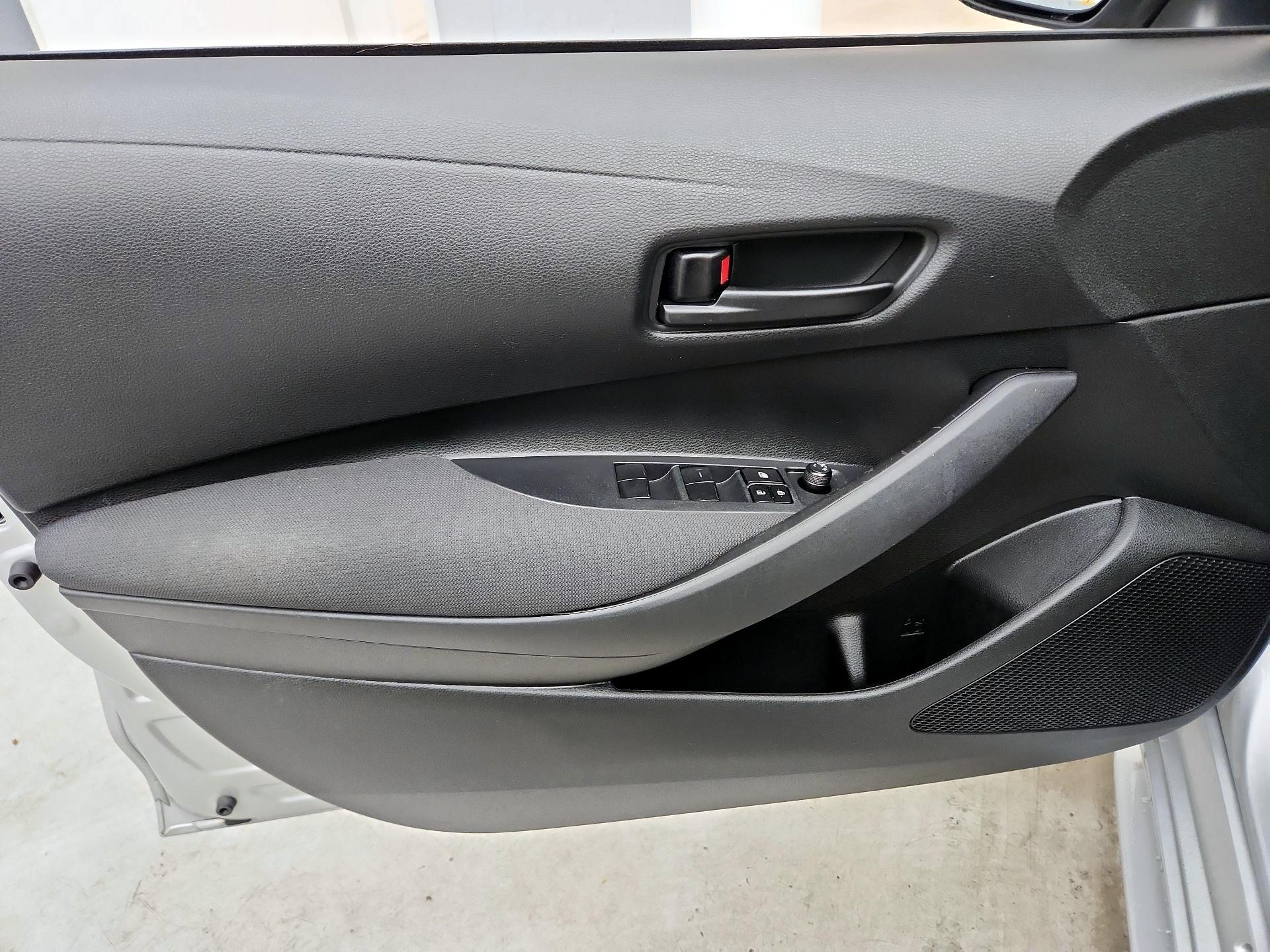 Thumbnail: 2023 Toyota Corolla - 12