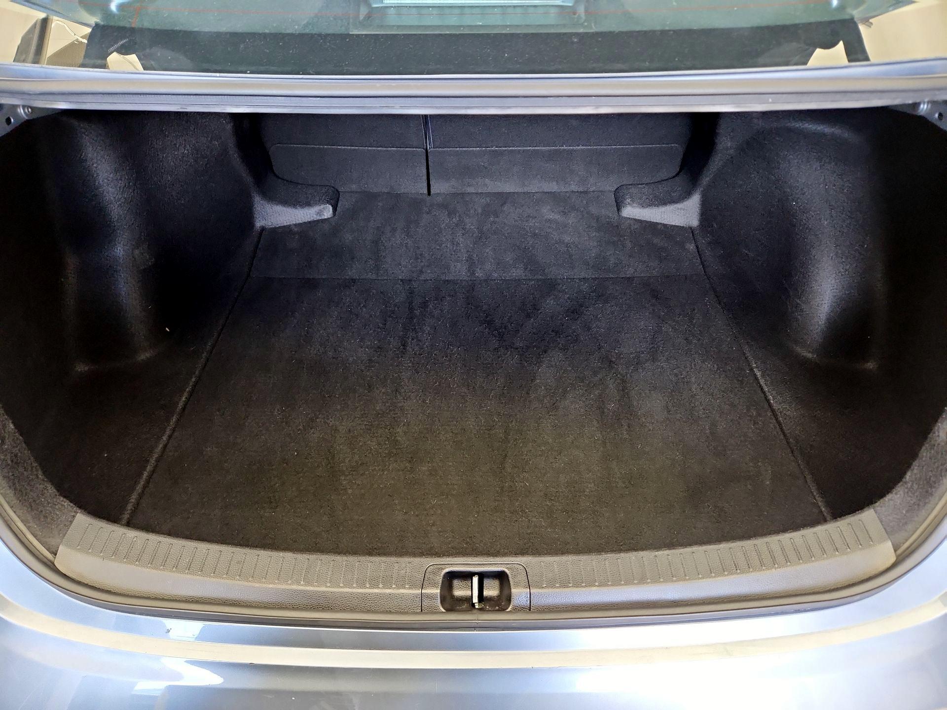 Thumbnail: 2024 Toyota Corolla - 20