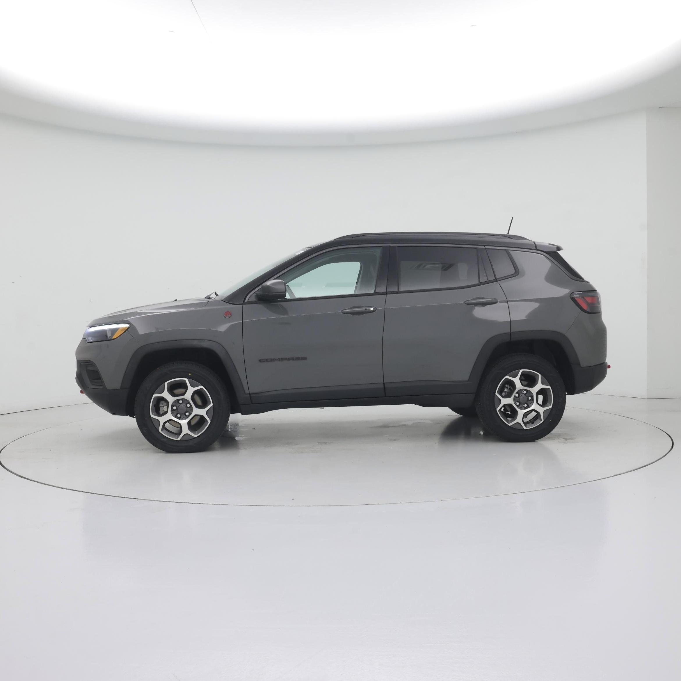 Thumbnail: 2022 Jeep Compass - 3
