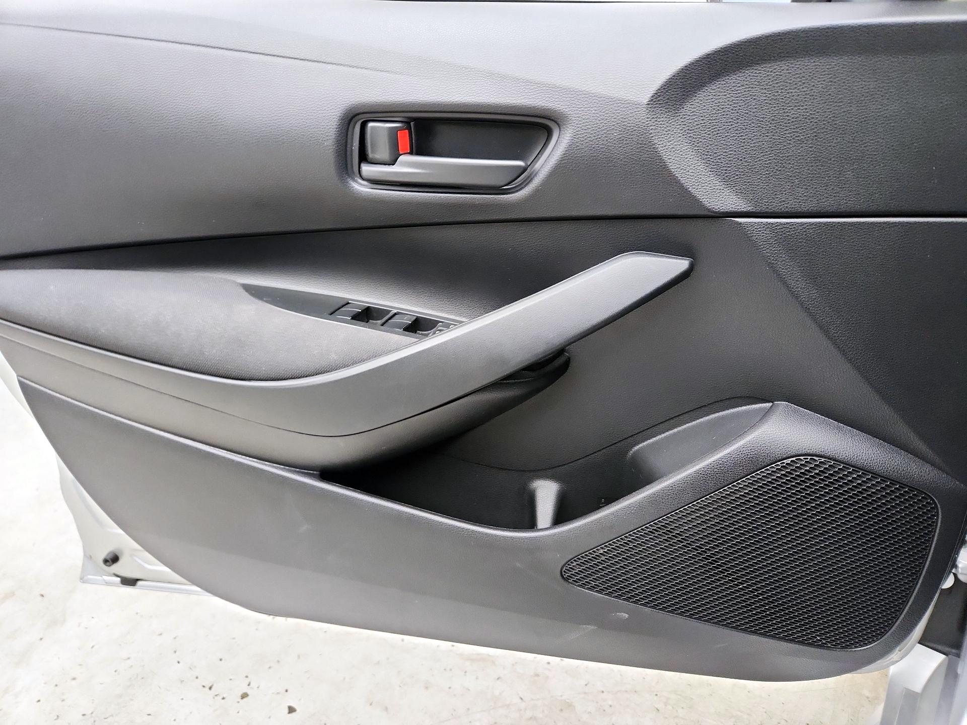 Thumbnail: 2022 Toyota Corolla - 12