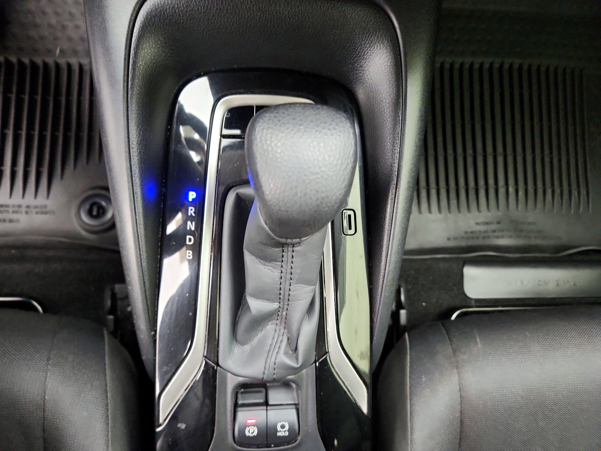 Thumbnail: 2022 Toyota Corolla - 17