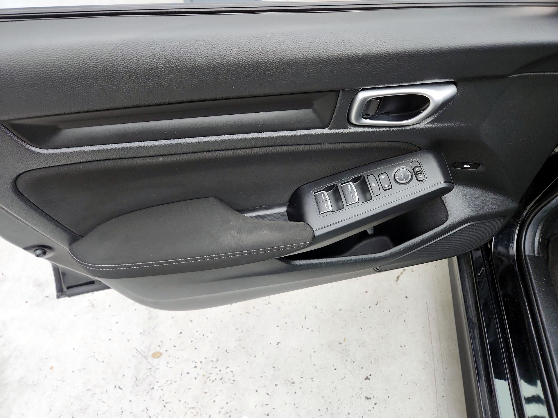 Thumbnail: 2024 Honda Civic - 12