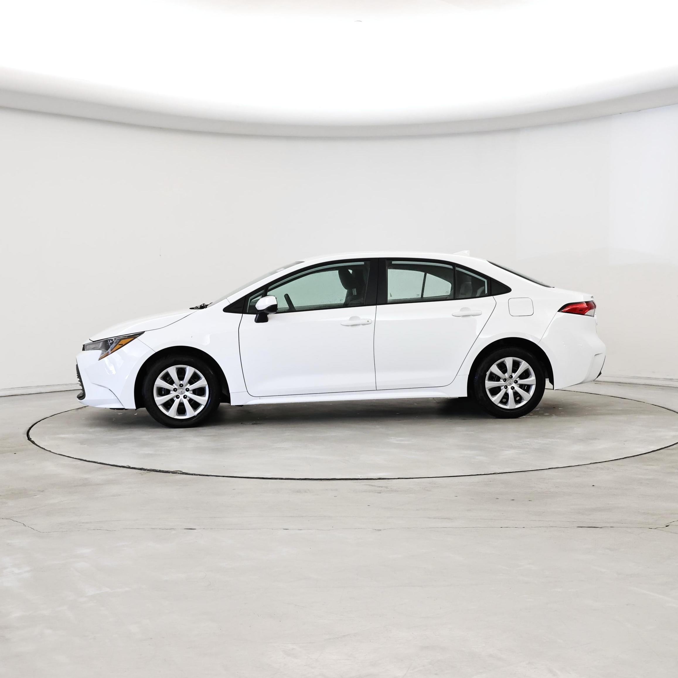 Thumbnail: 2024 Toyota Corolla - 3