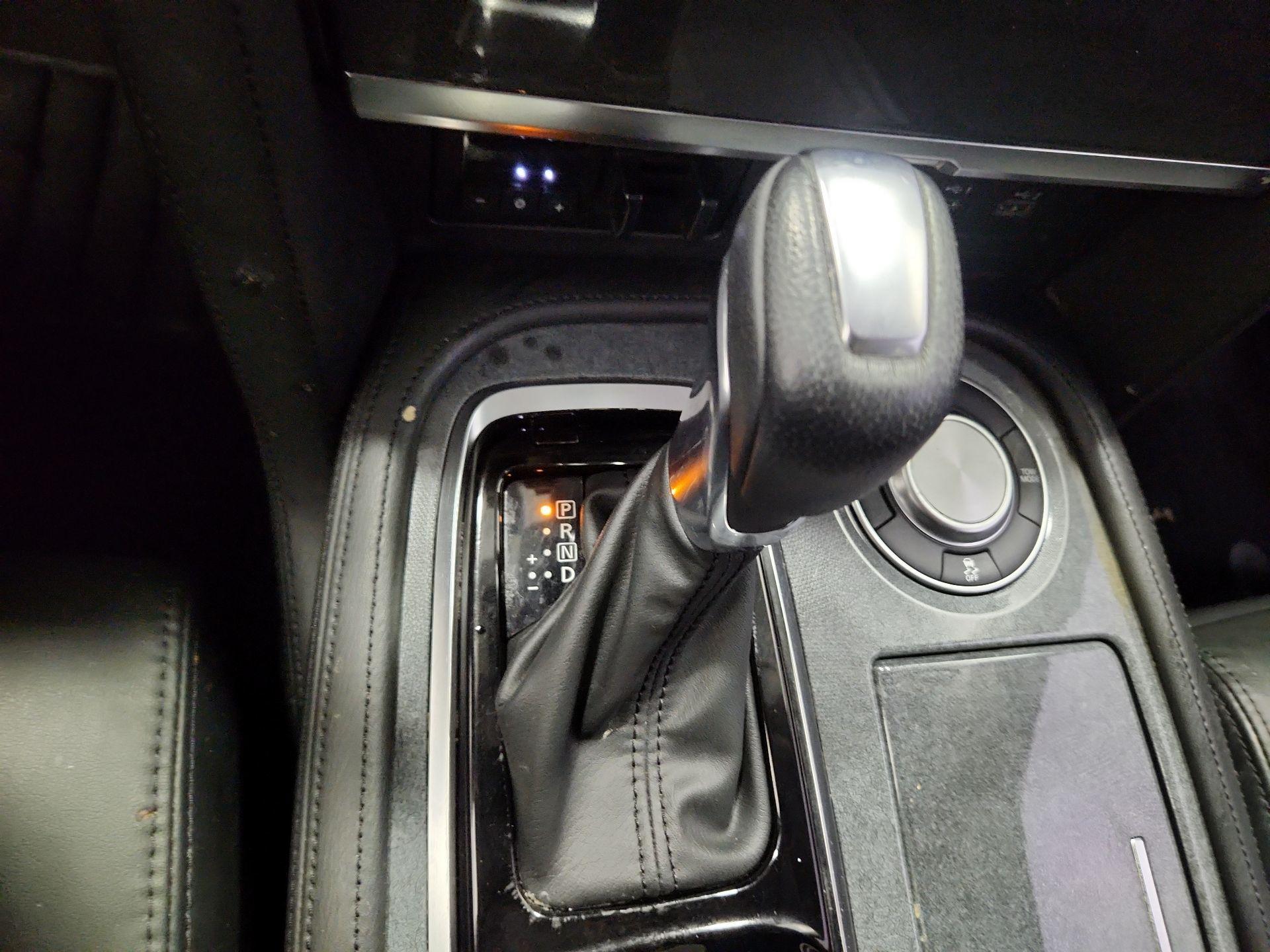 Thumbnail: 2022 Nissan Armada - 18