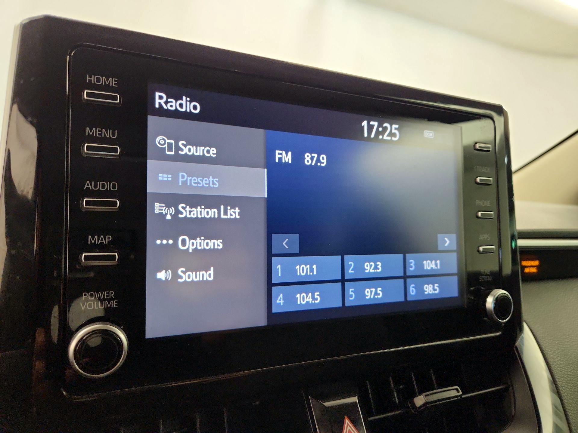 Thumbnail: 2020 Toyota Corolla - 15