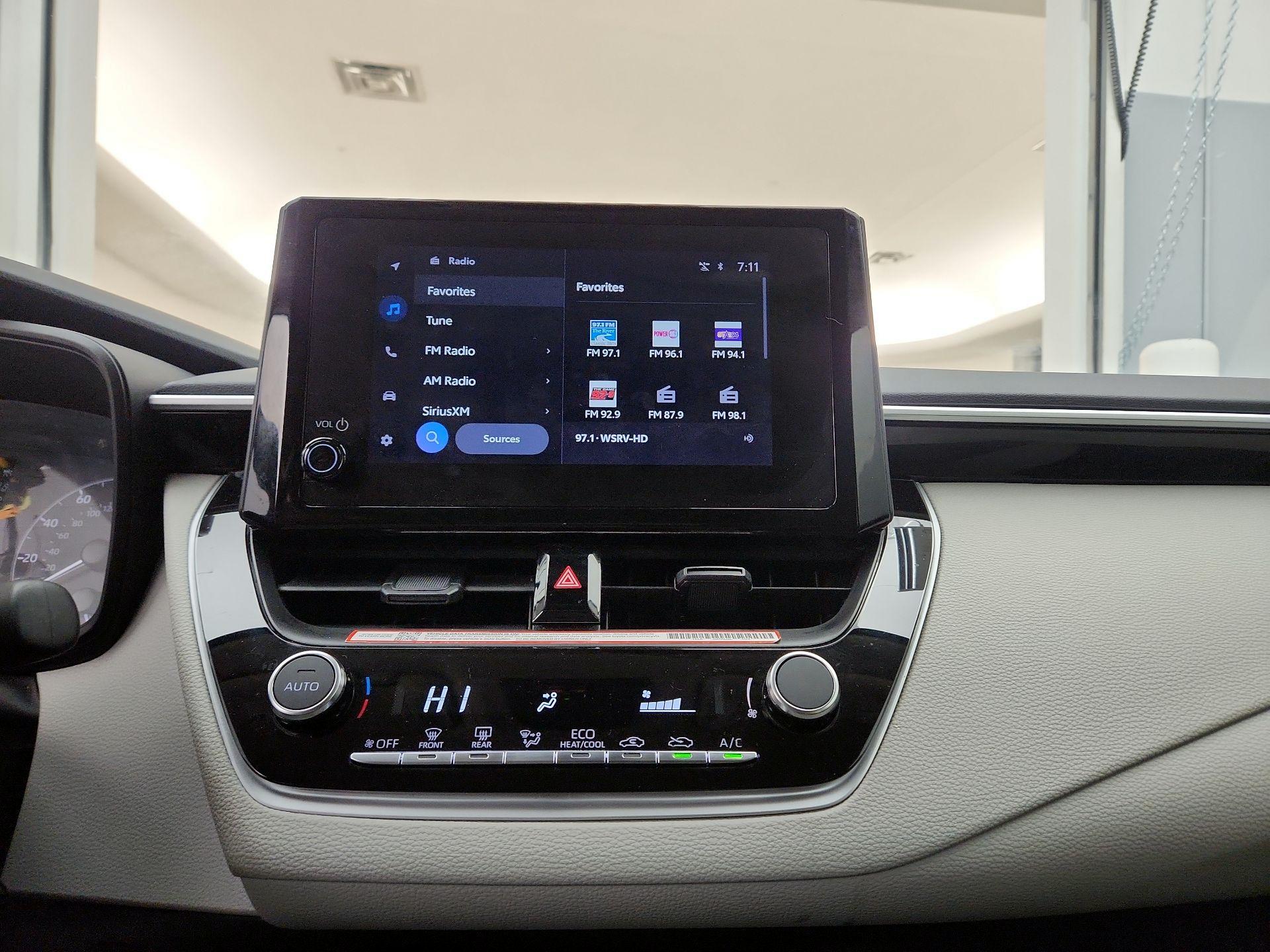 Thumbnail: 2025 Toyota Corolla - 15