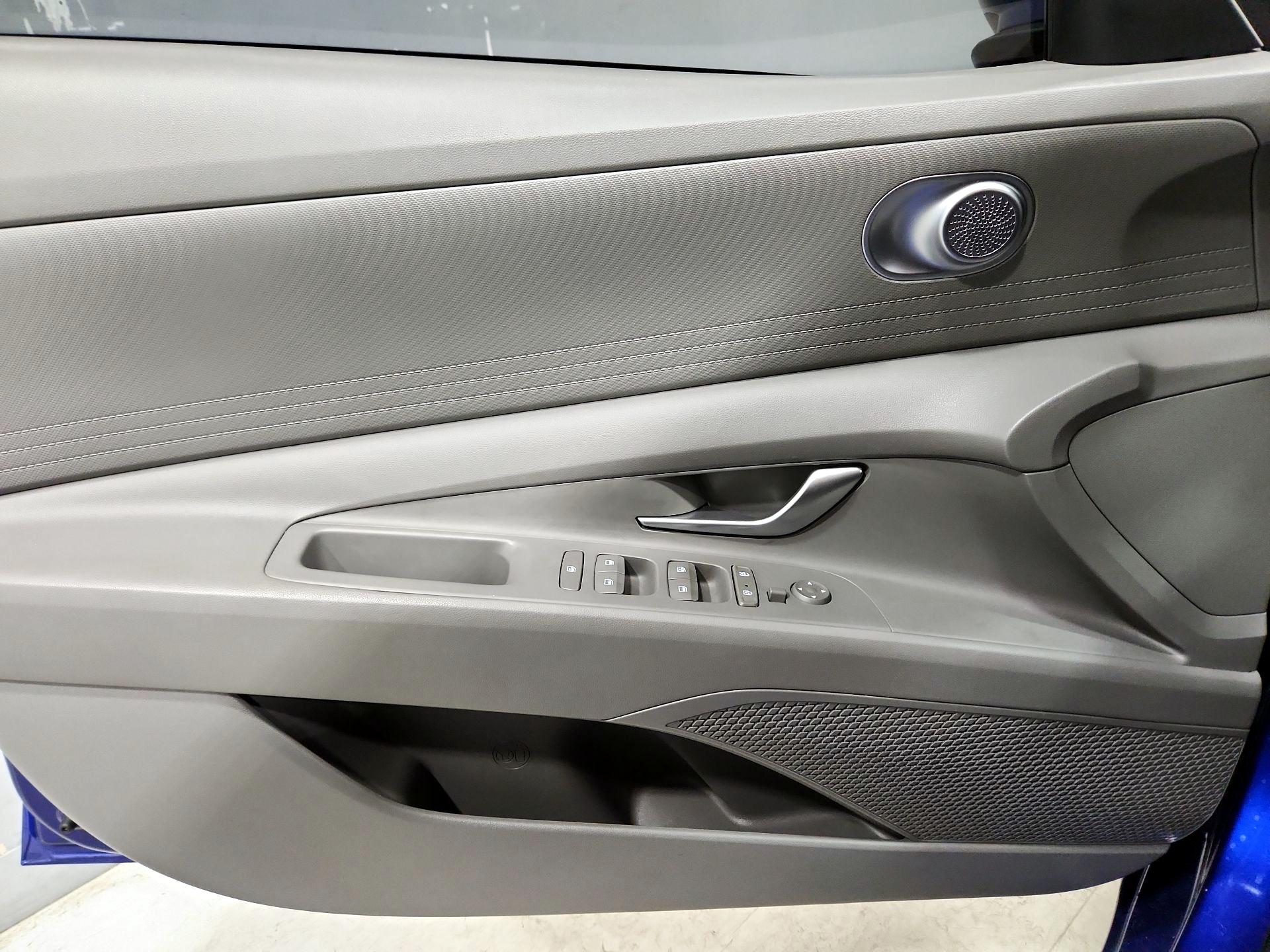 Thumbnail: 2023 Hyundai Elantra - 12