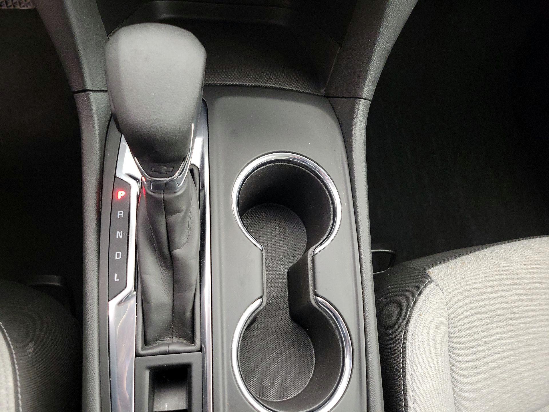 Thumbnail: 2022 Chevrolet Equinox - 17