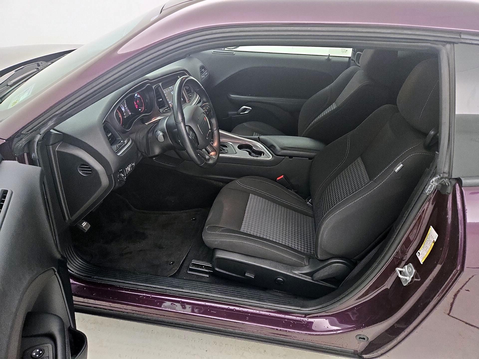 Thumbnail: 2022 Dodge Challenger - 11